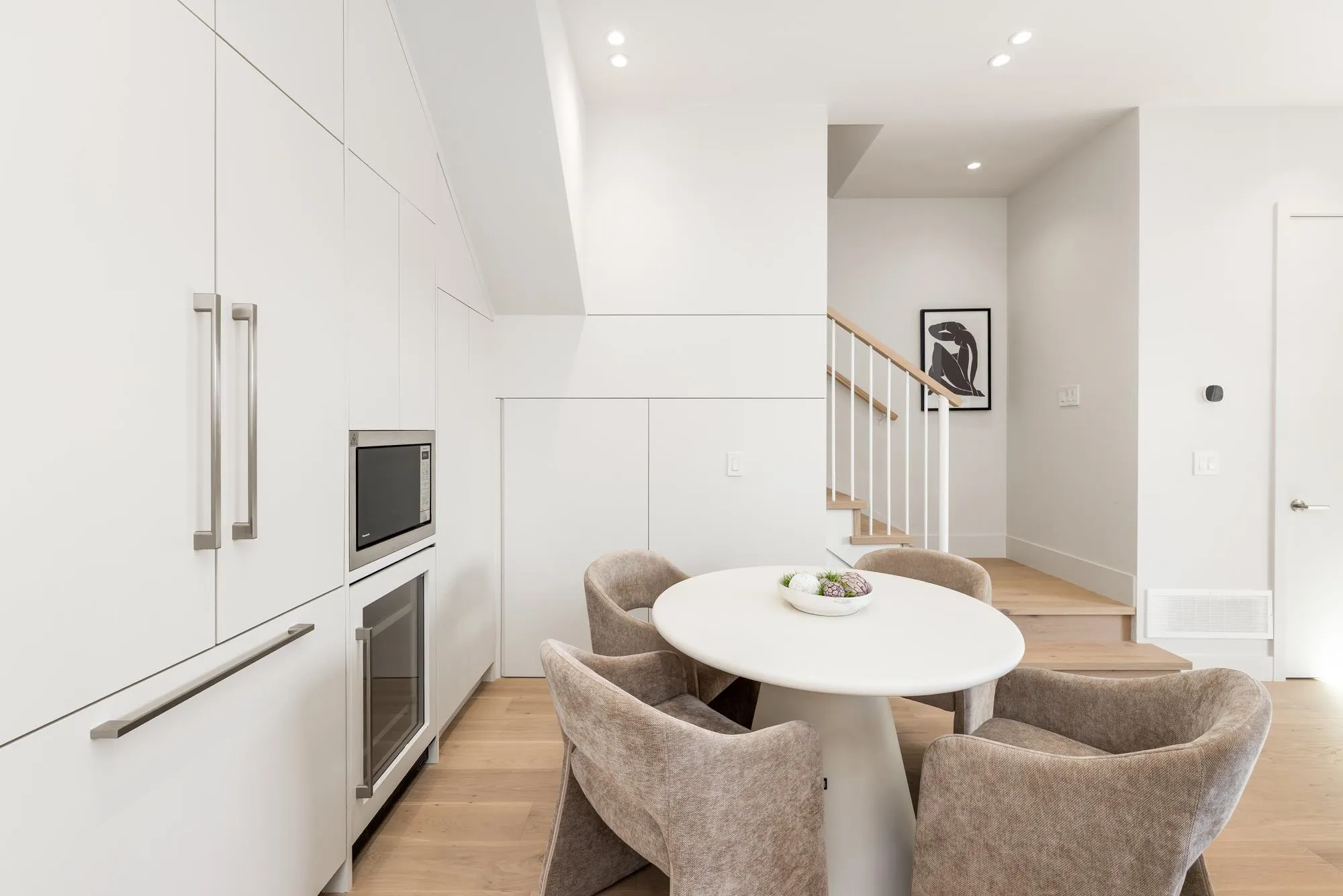 1458 Rosser Avenue #2