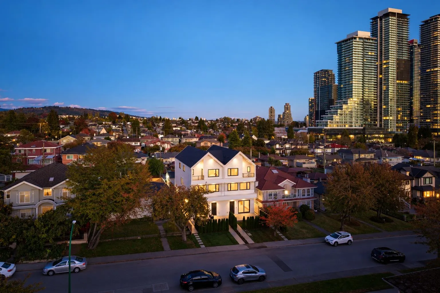 1458 Rosser Avenue #2