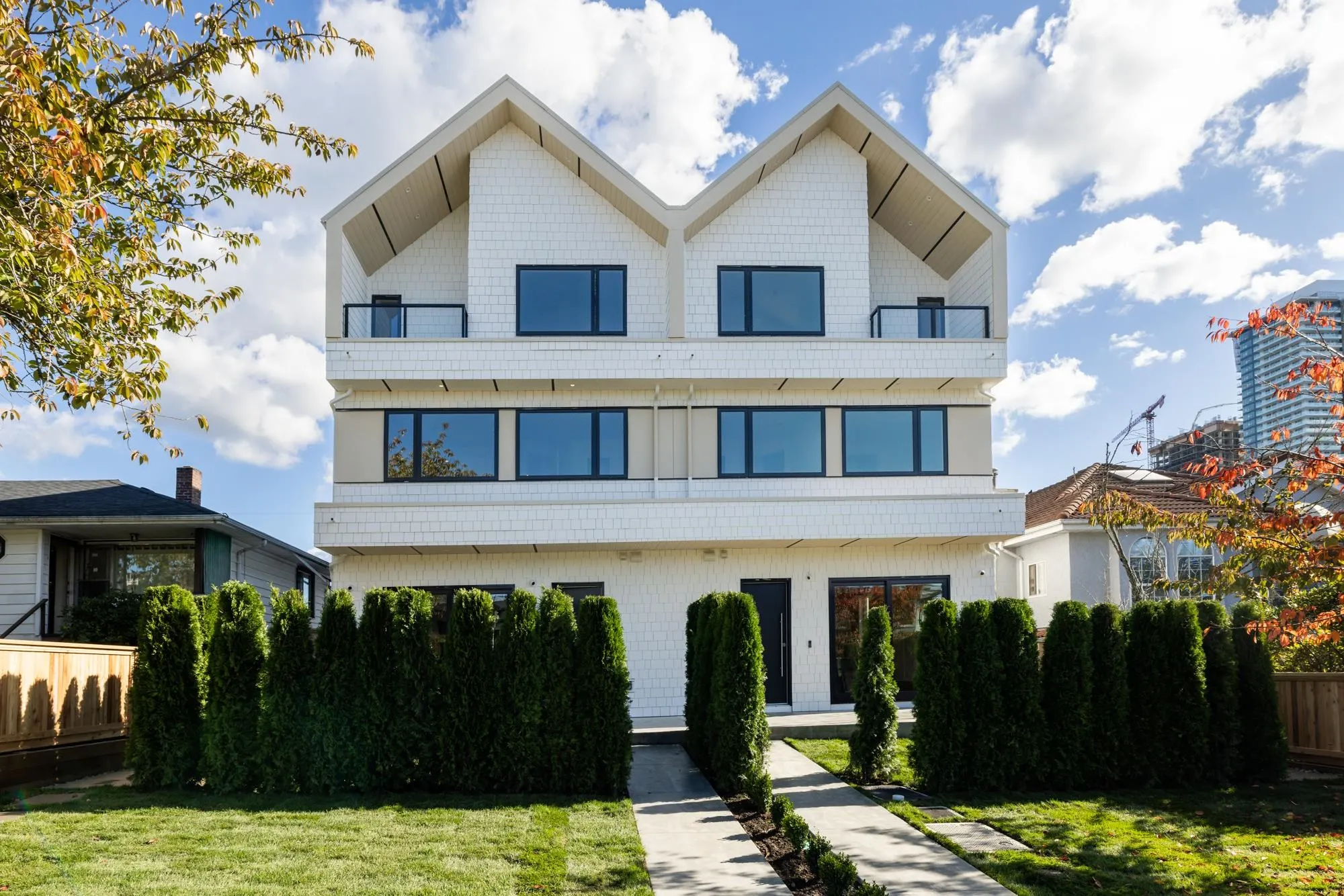 1458 Rosser Avenue #2