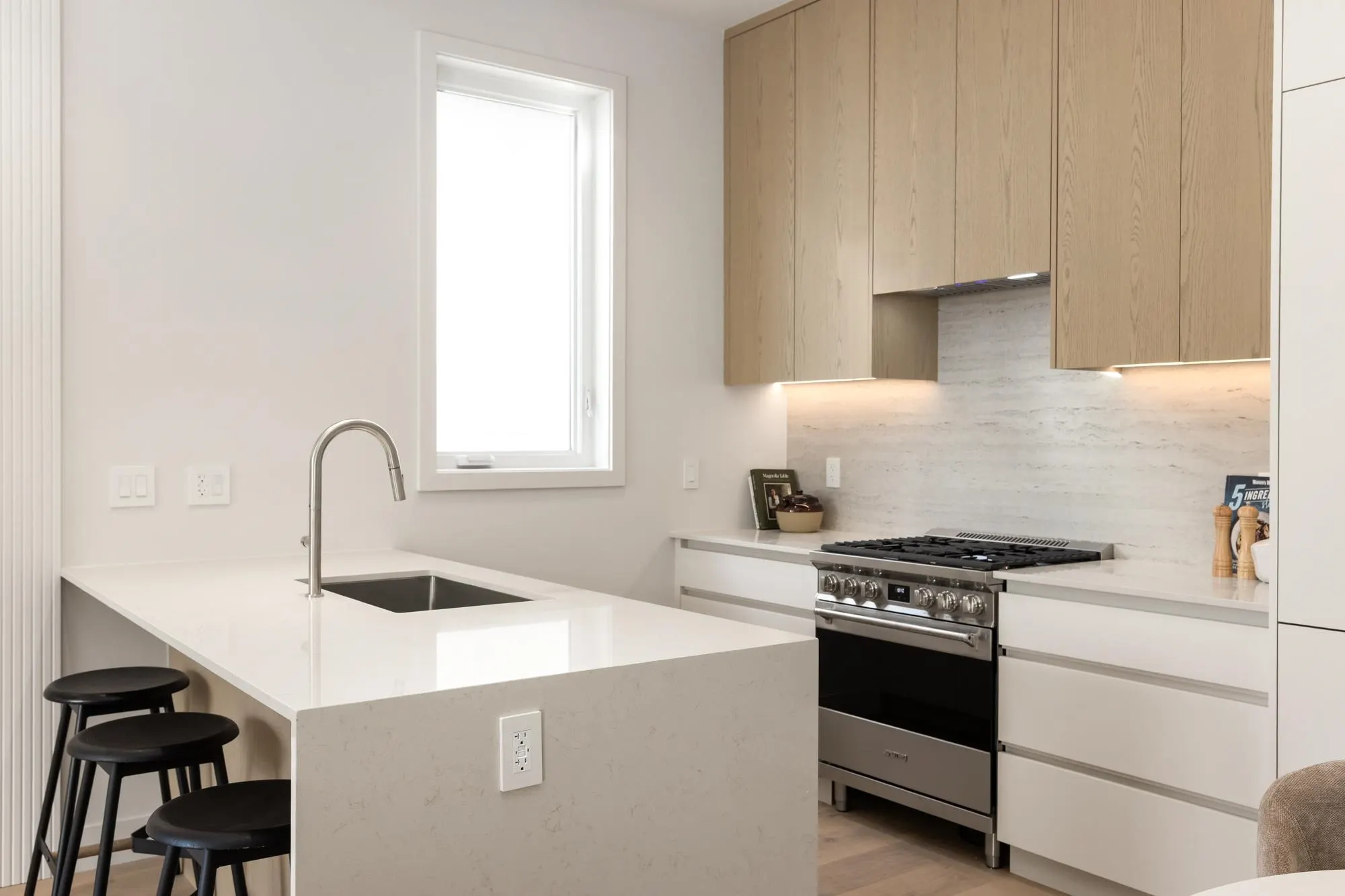 1458 Rosser Avenue #2