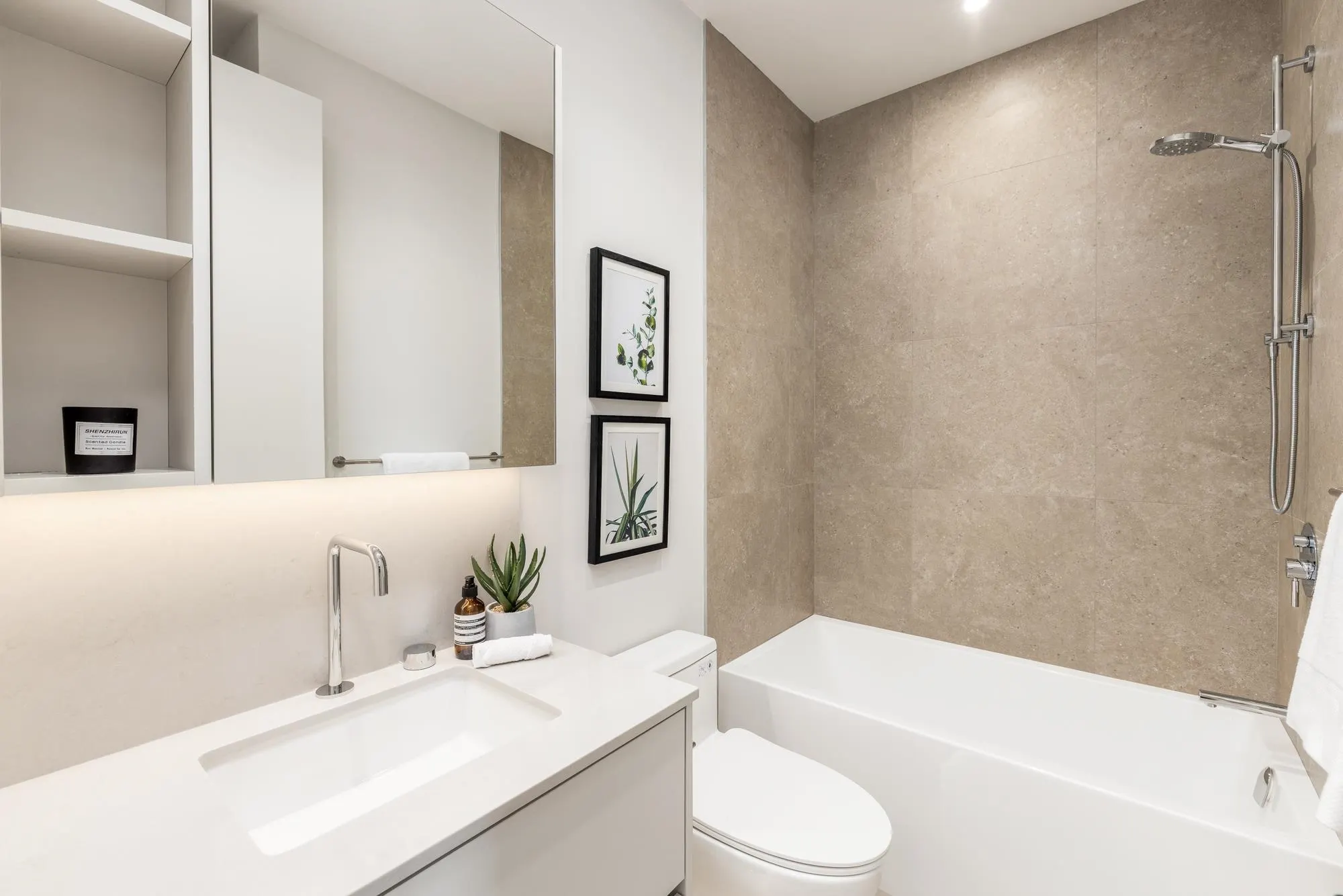 1458 Rosser Avenue #2