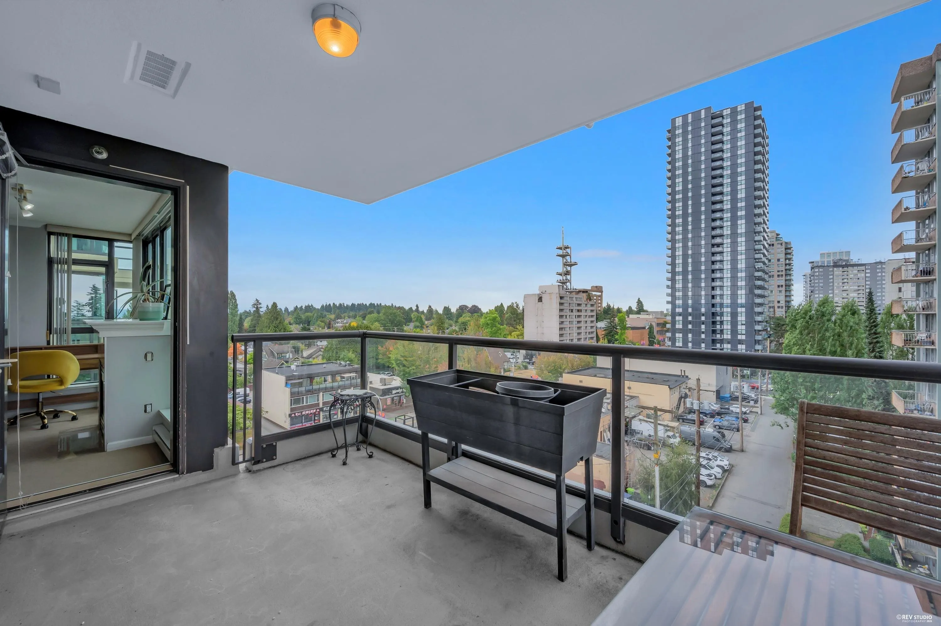 615 Hamilton Street #804