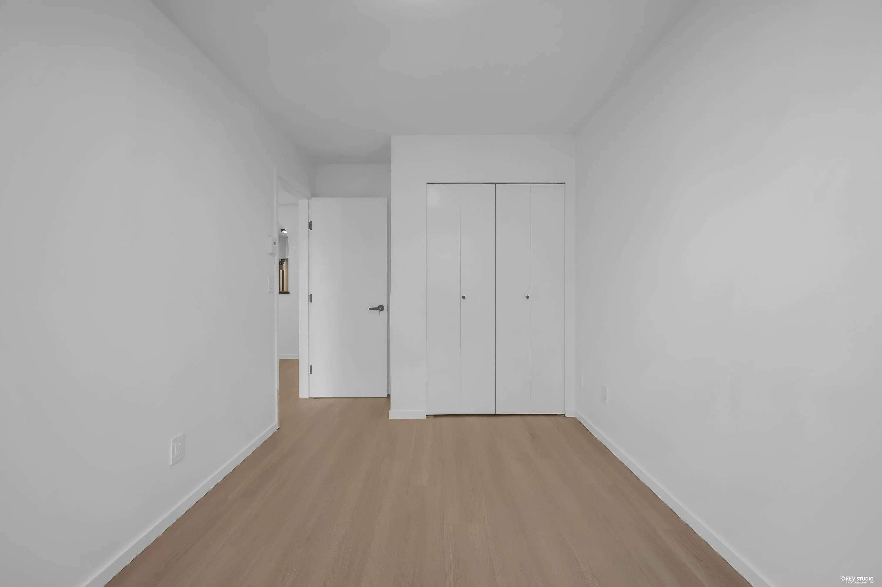 6833 Village Grn #306