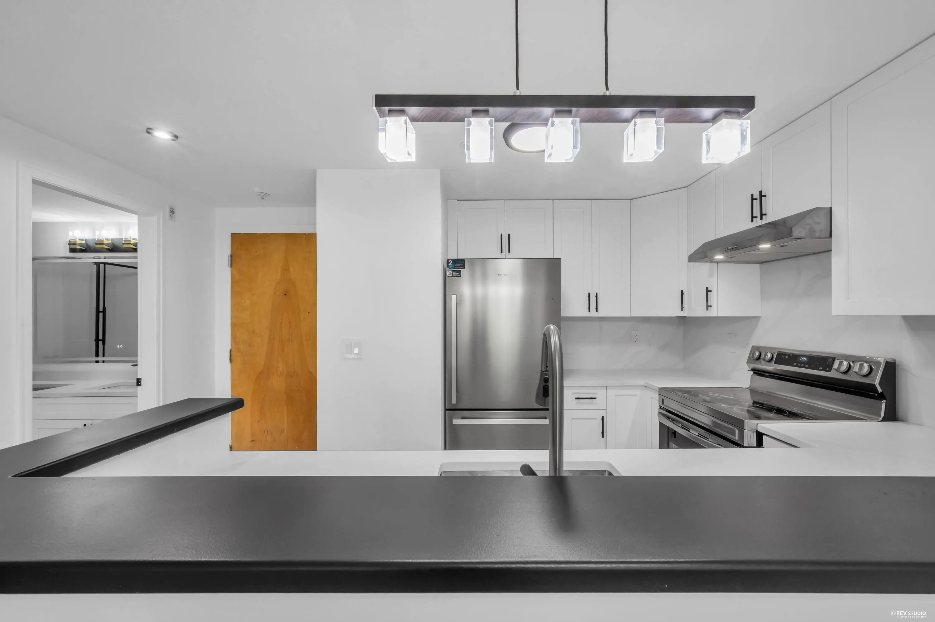 6833 Village Grn #306