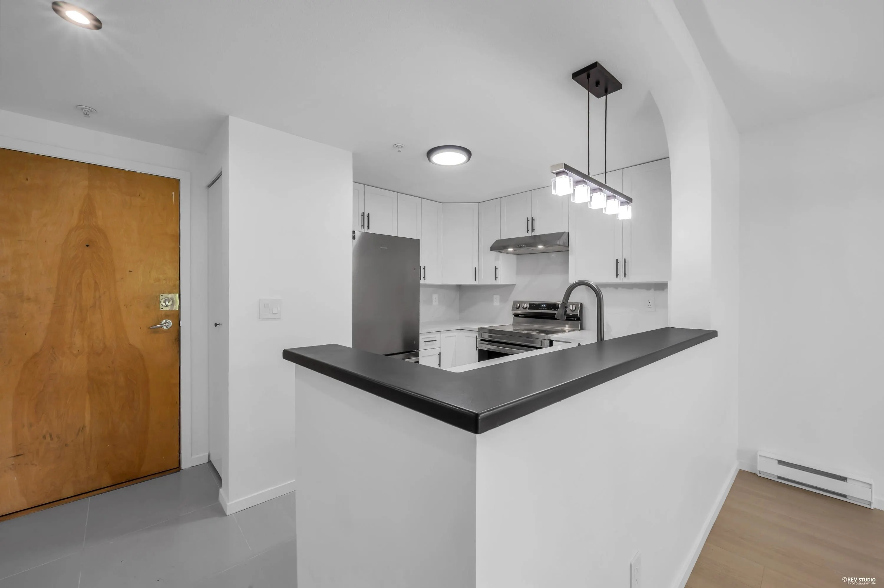 6833 Village Grn #306