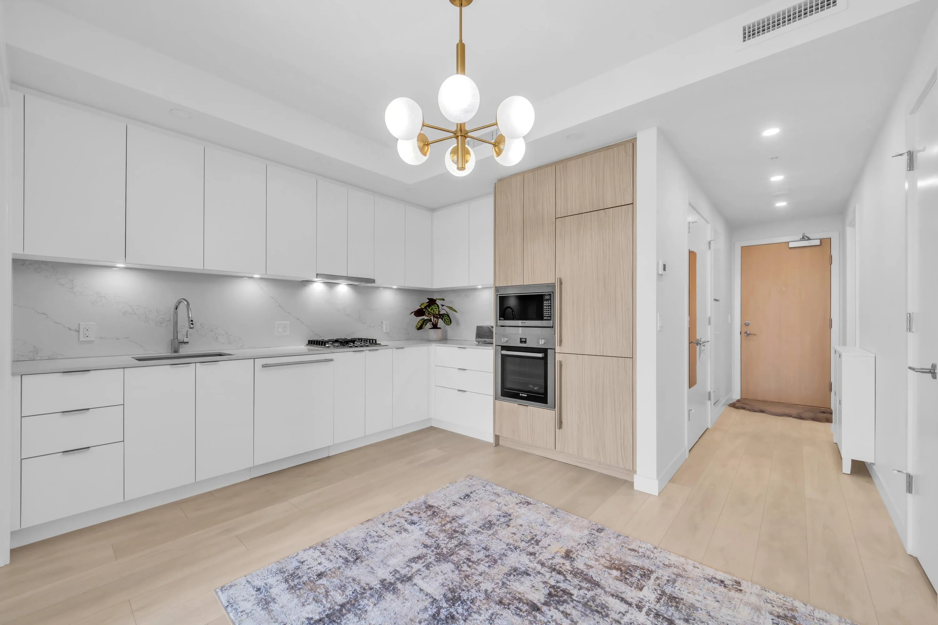 537 Cottonwood Avenue #1503