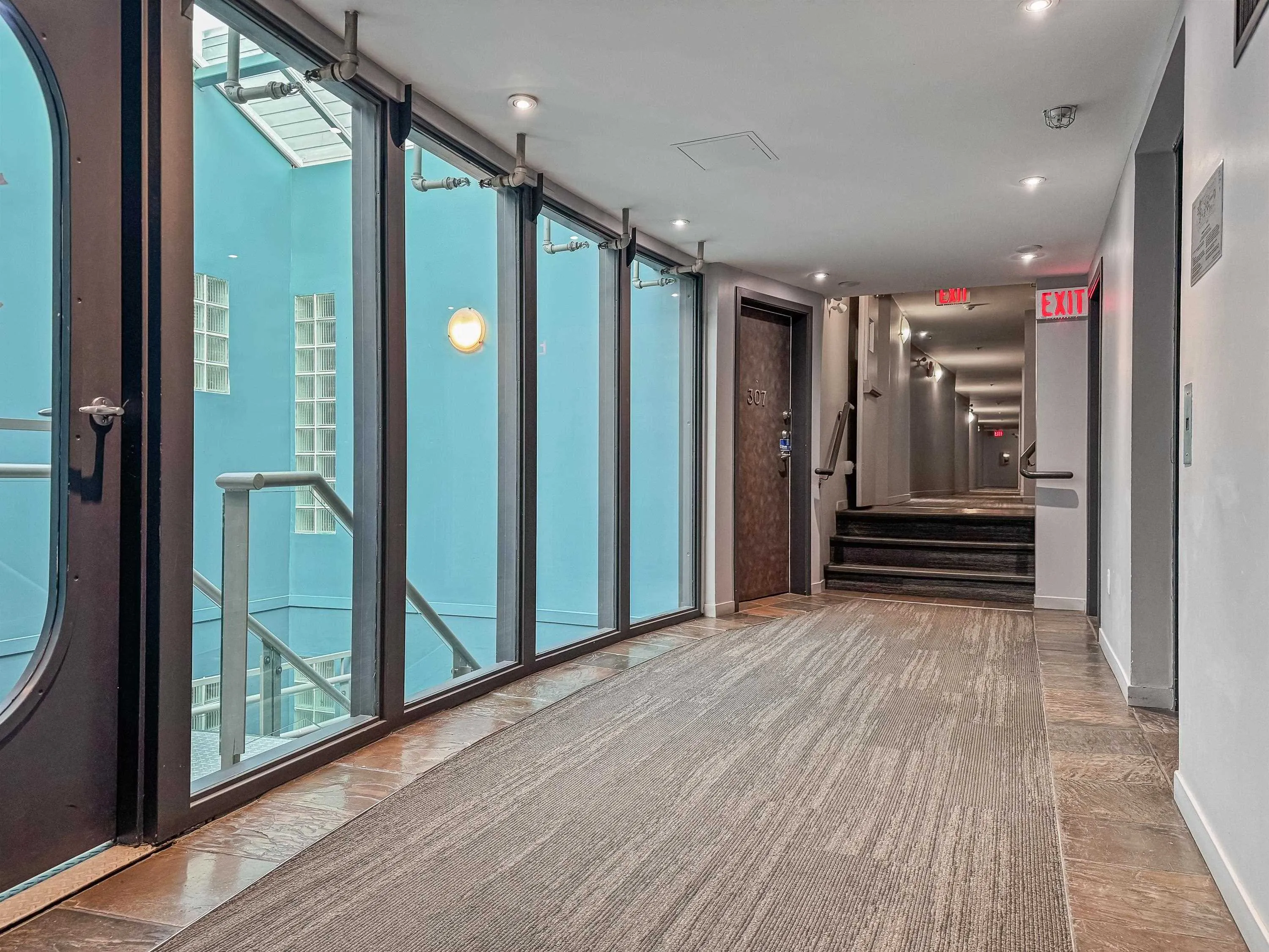 638 W 7th Avenue #322
