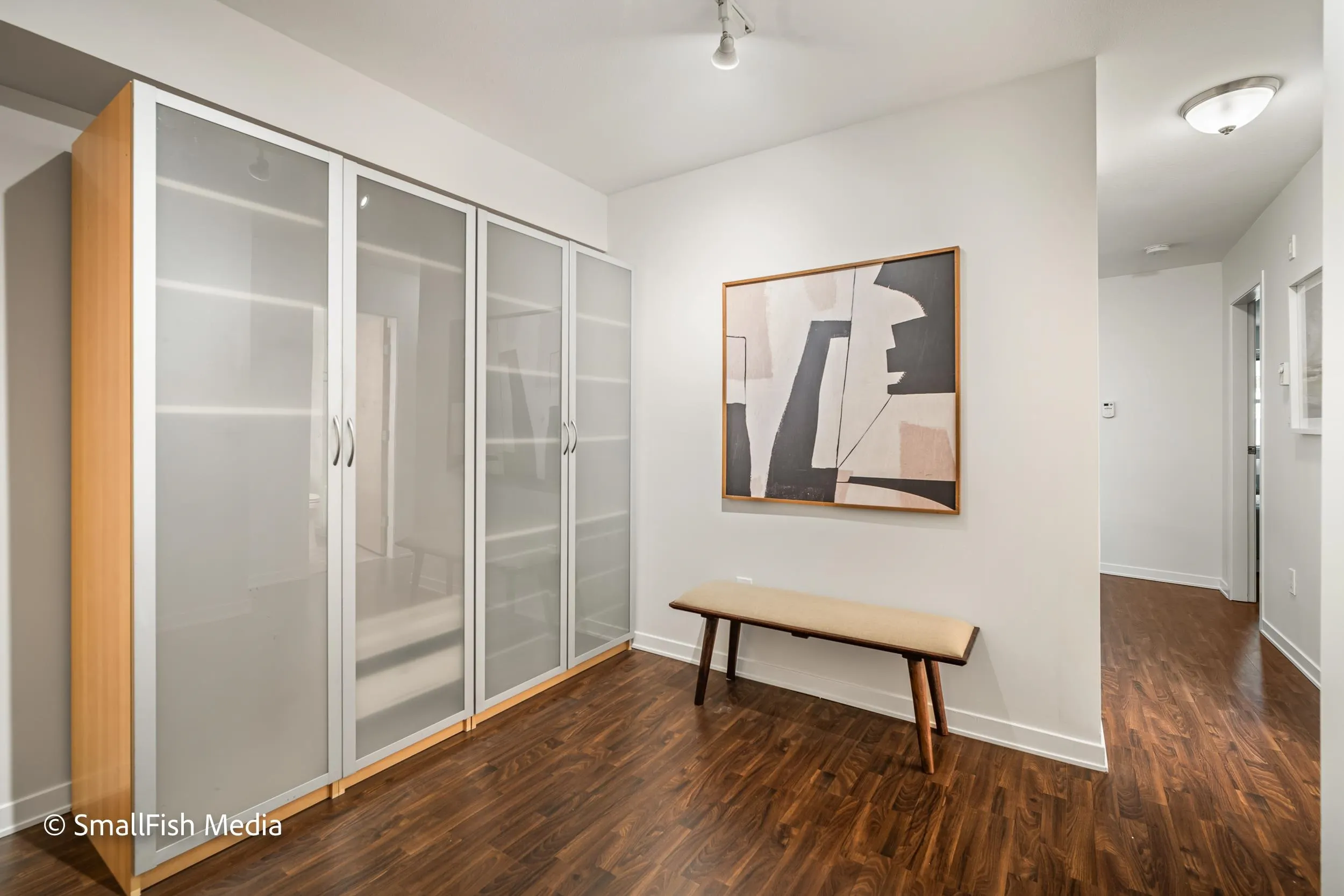 638 W 7th Avenue #322