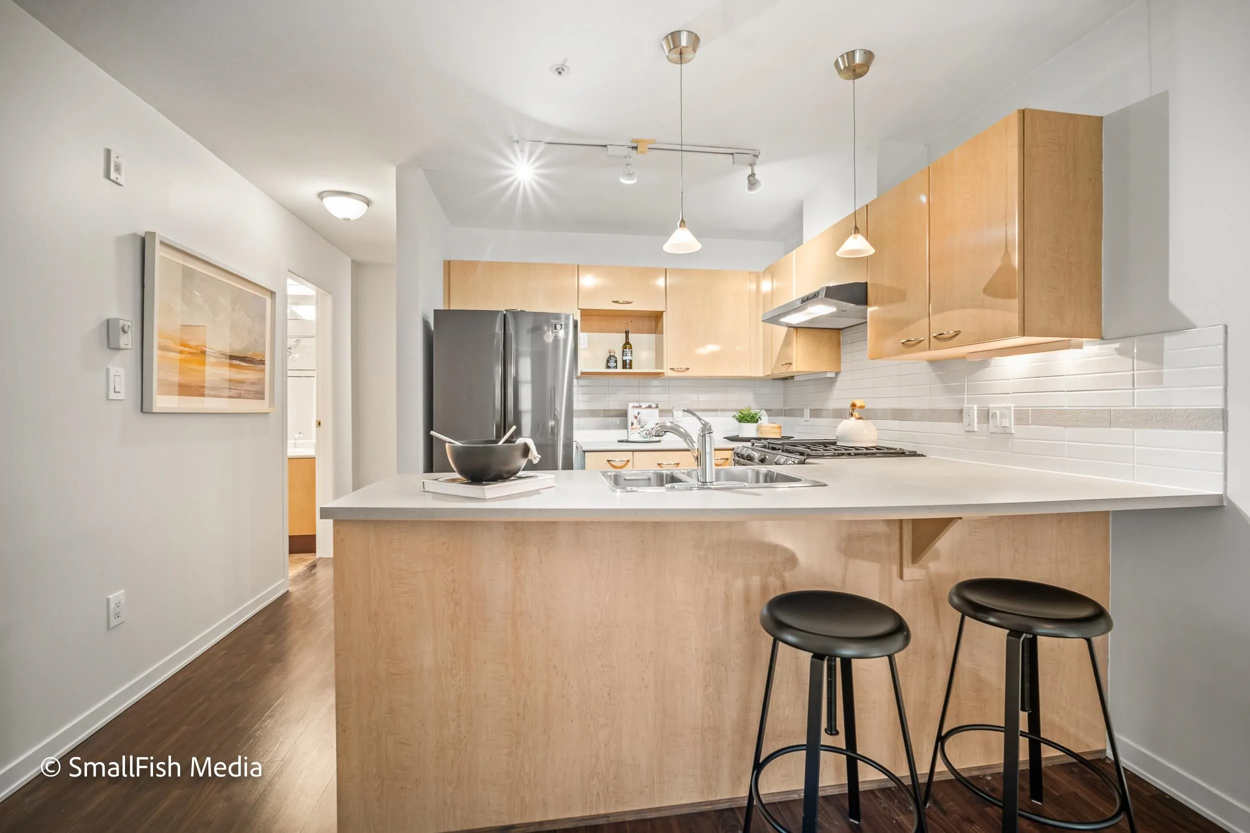 638 W 7th Avenue #322