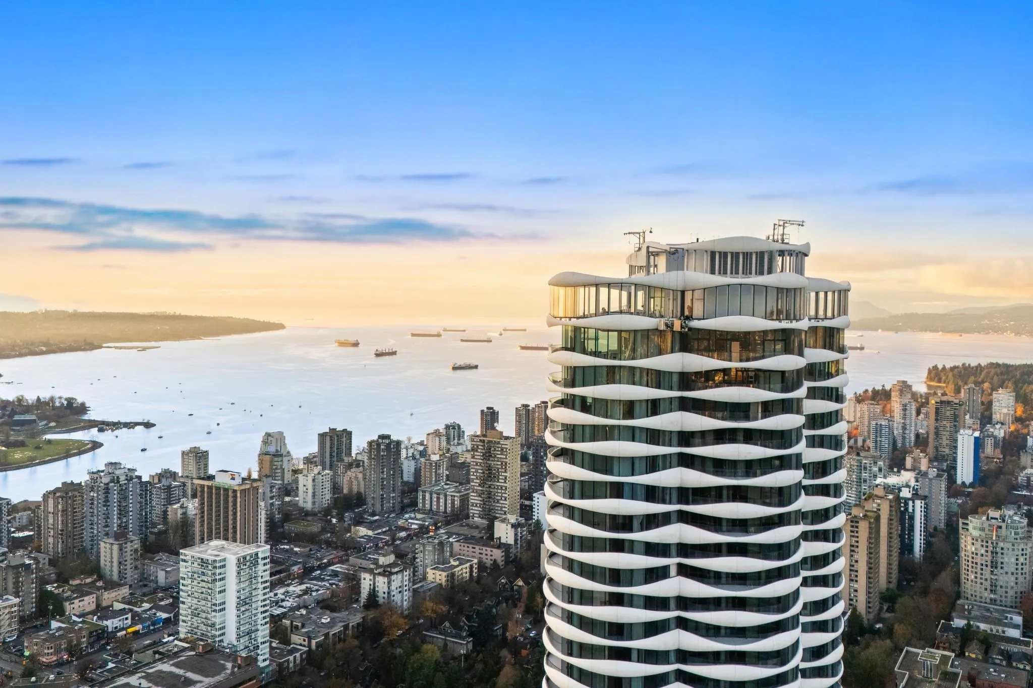 1033 Nelson Street #2807