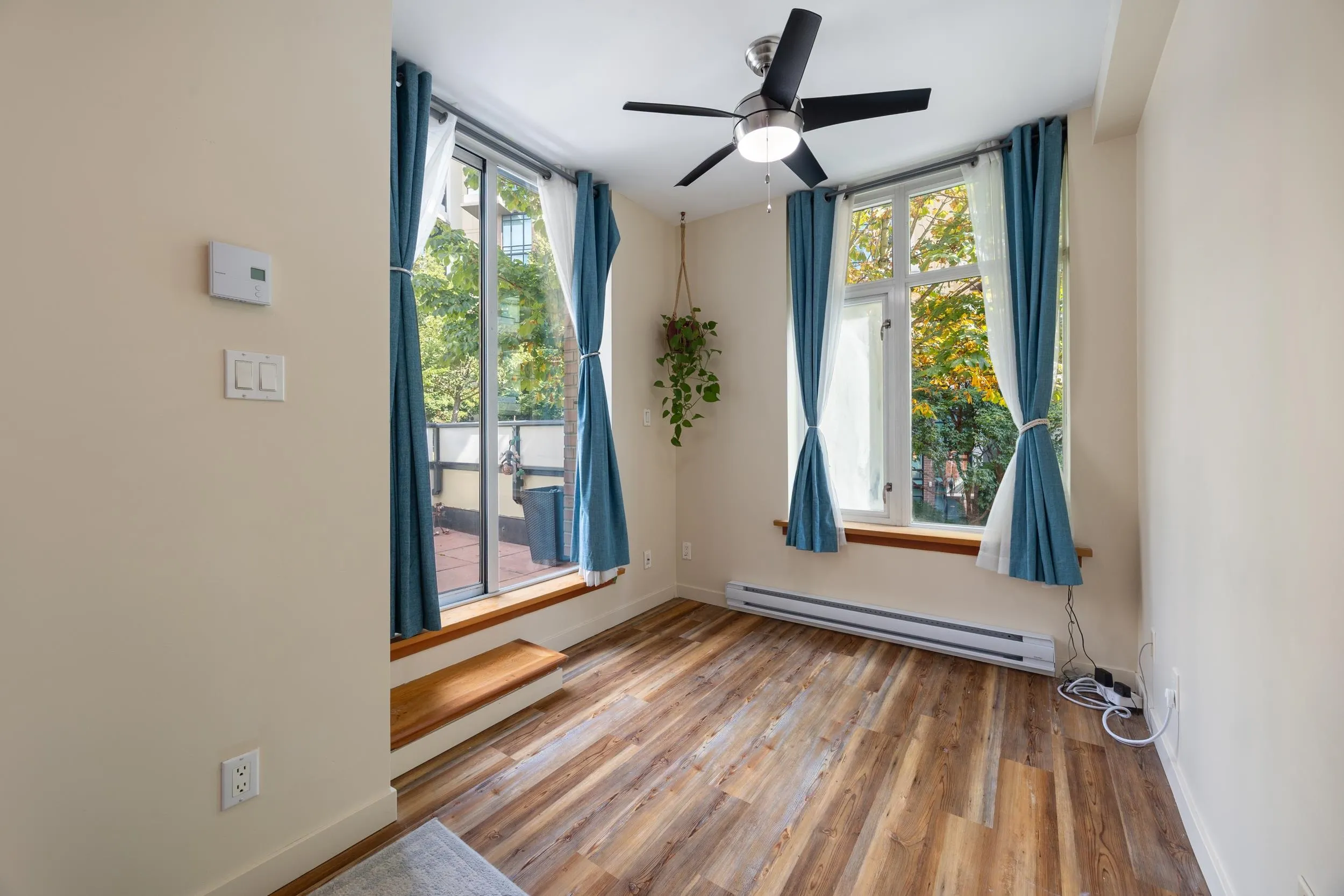 8 Renaissance Square #114