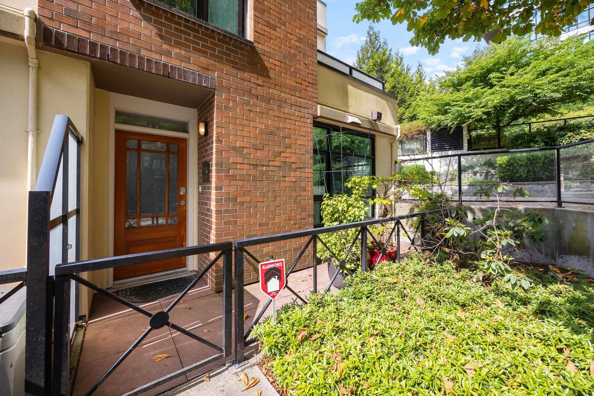 8 Renaissance Square #114