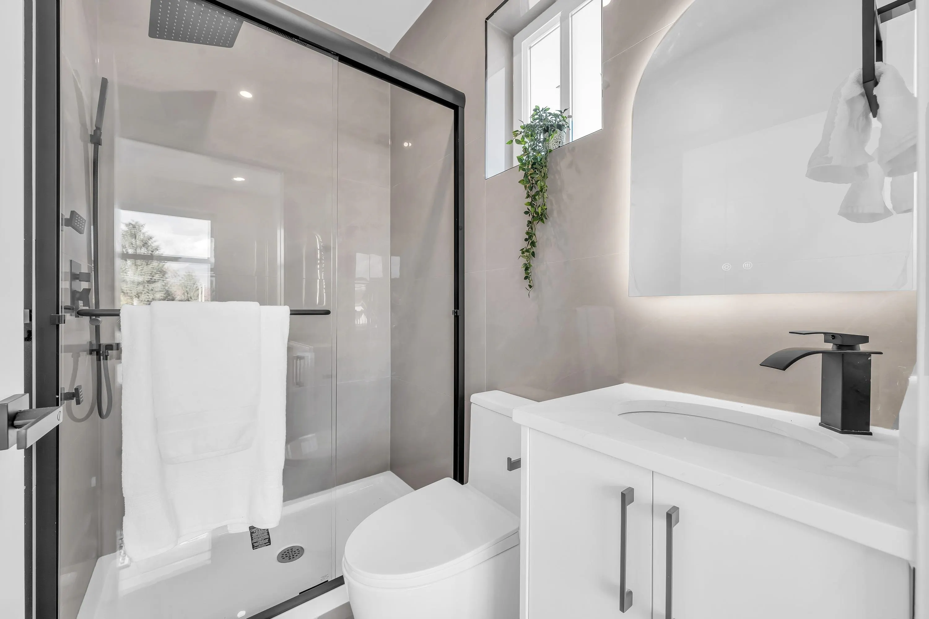 2554 Dundas Street #1