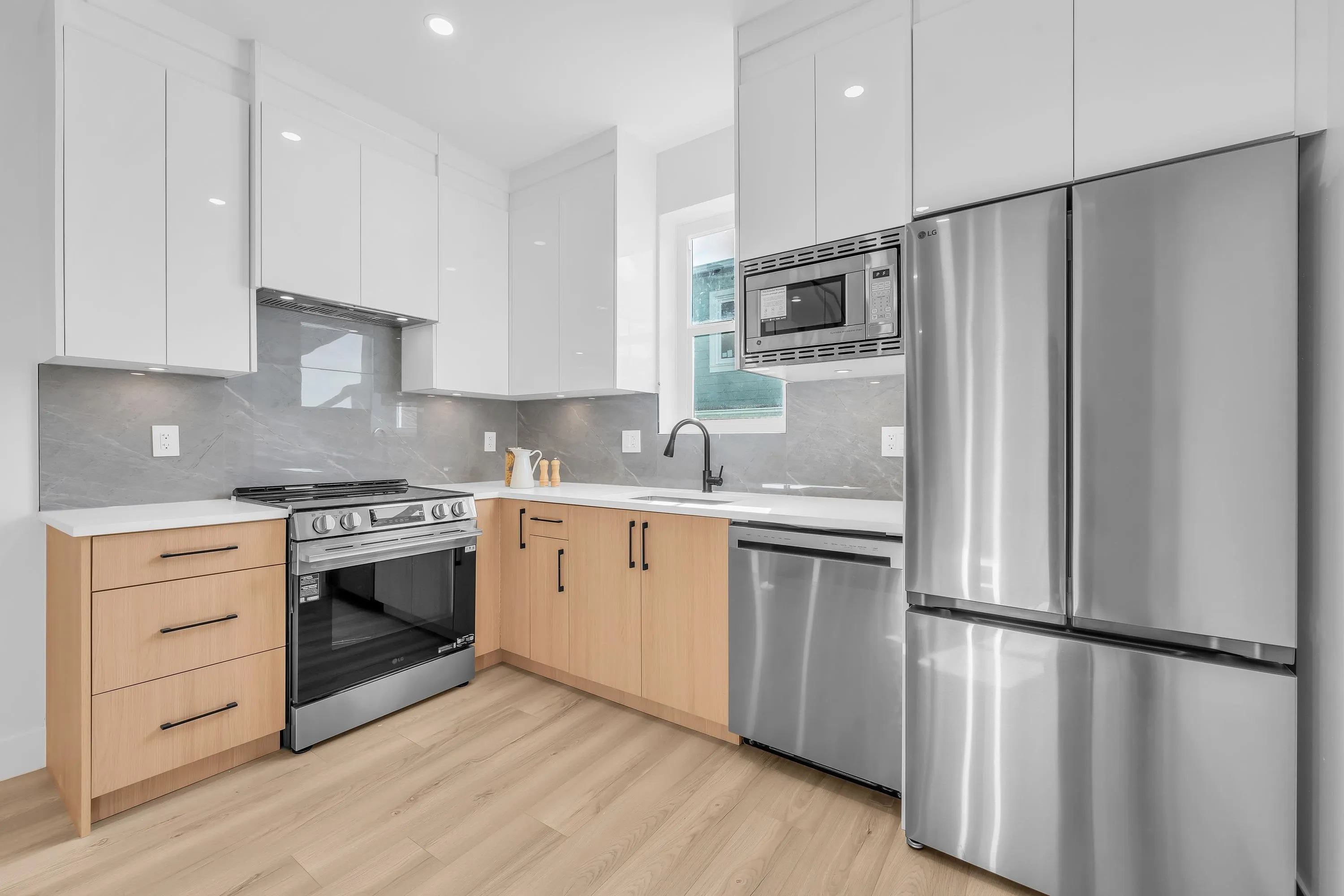 2554 Dundas Street #1