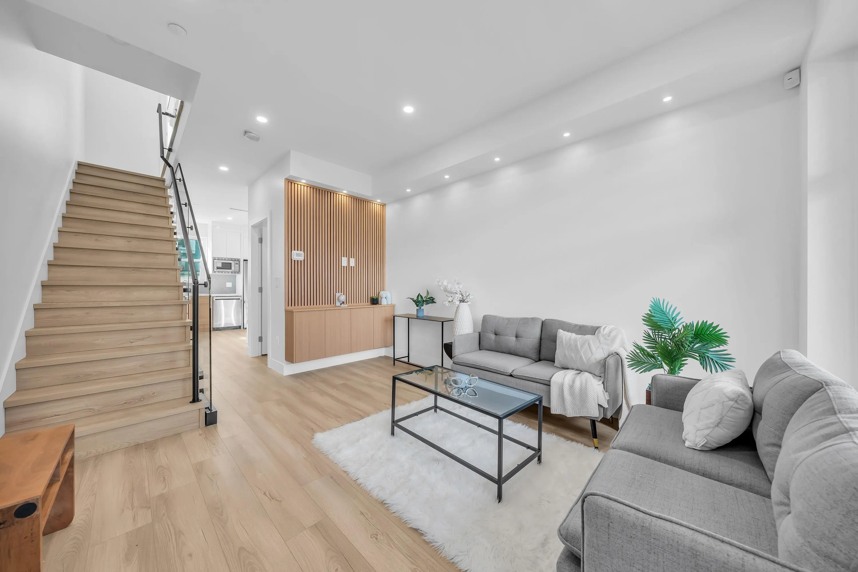 2554 Dundas Street #1