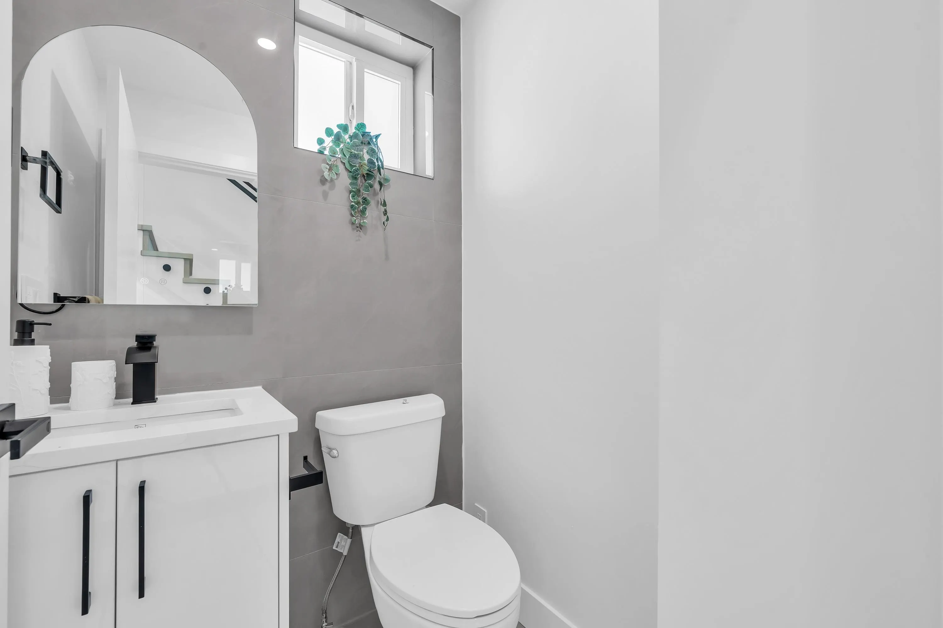 2554 Dundas Street #1