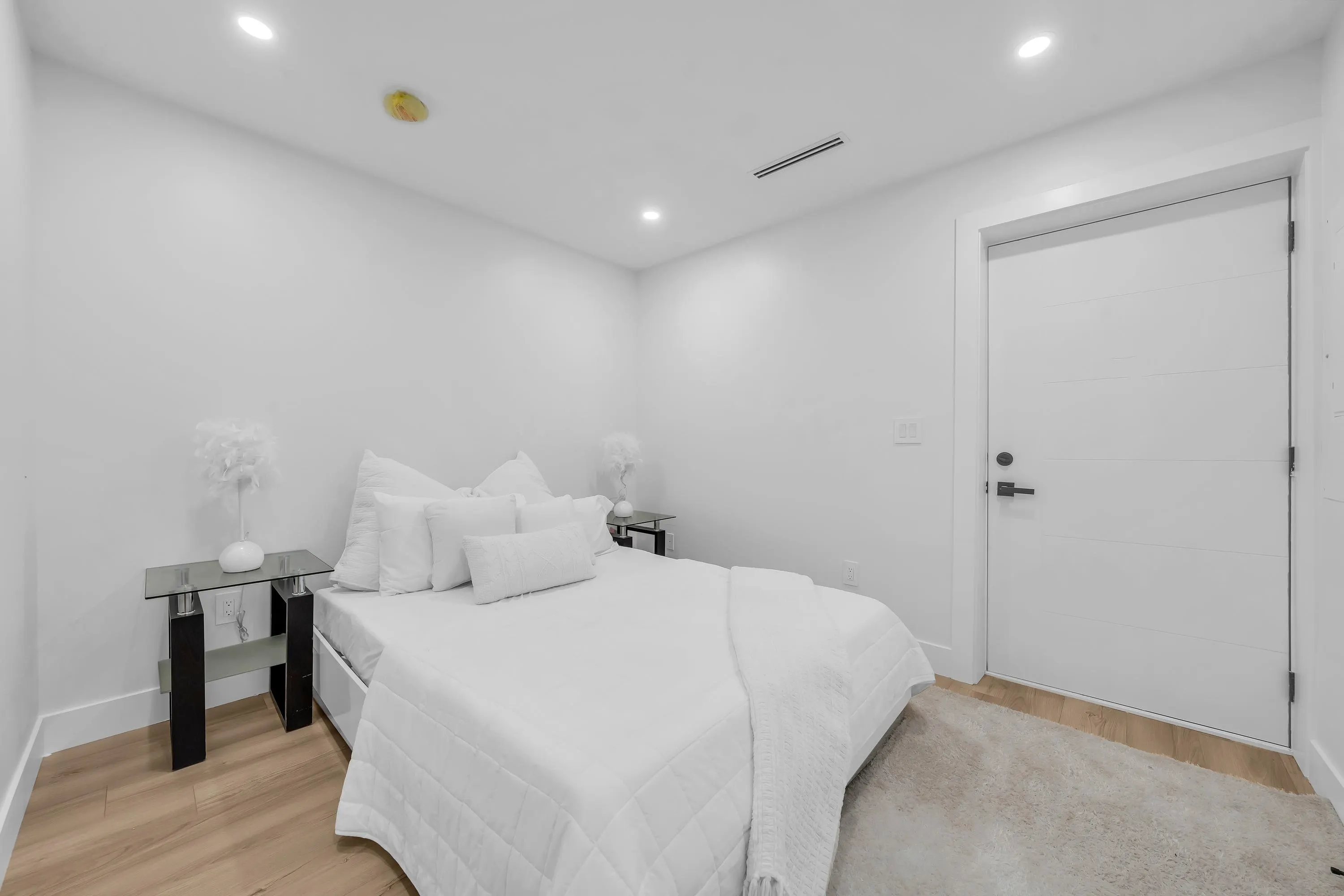 2554 Dundas Street #1