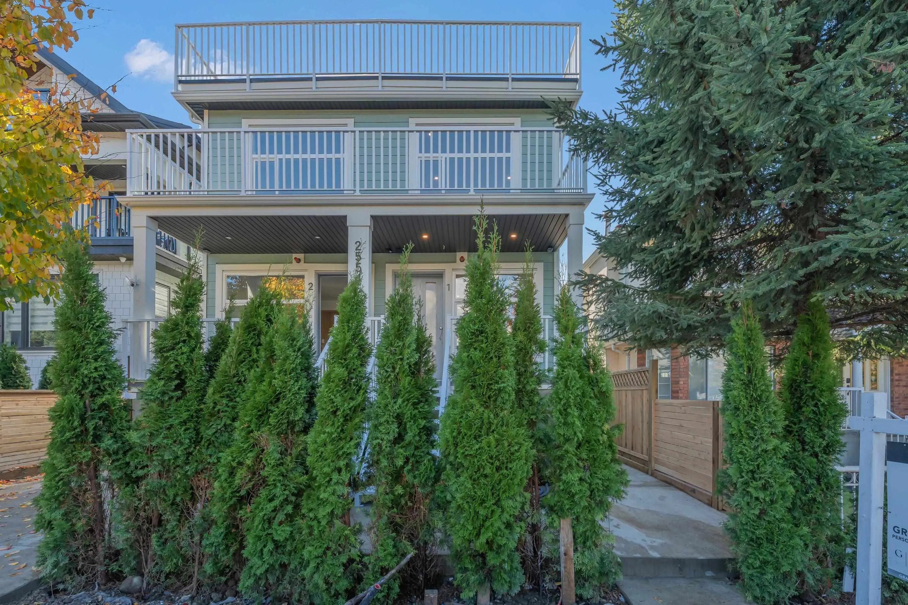 2554 Dundas Street #1