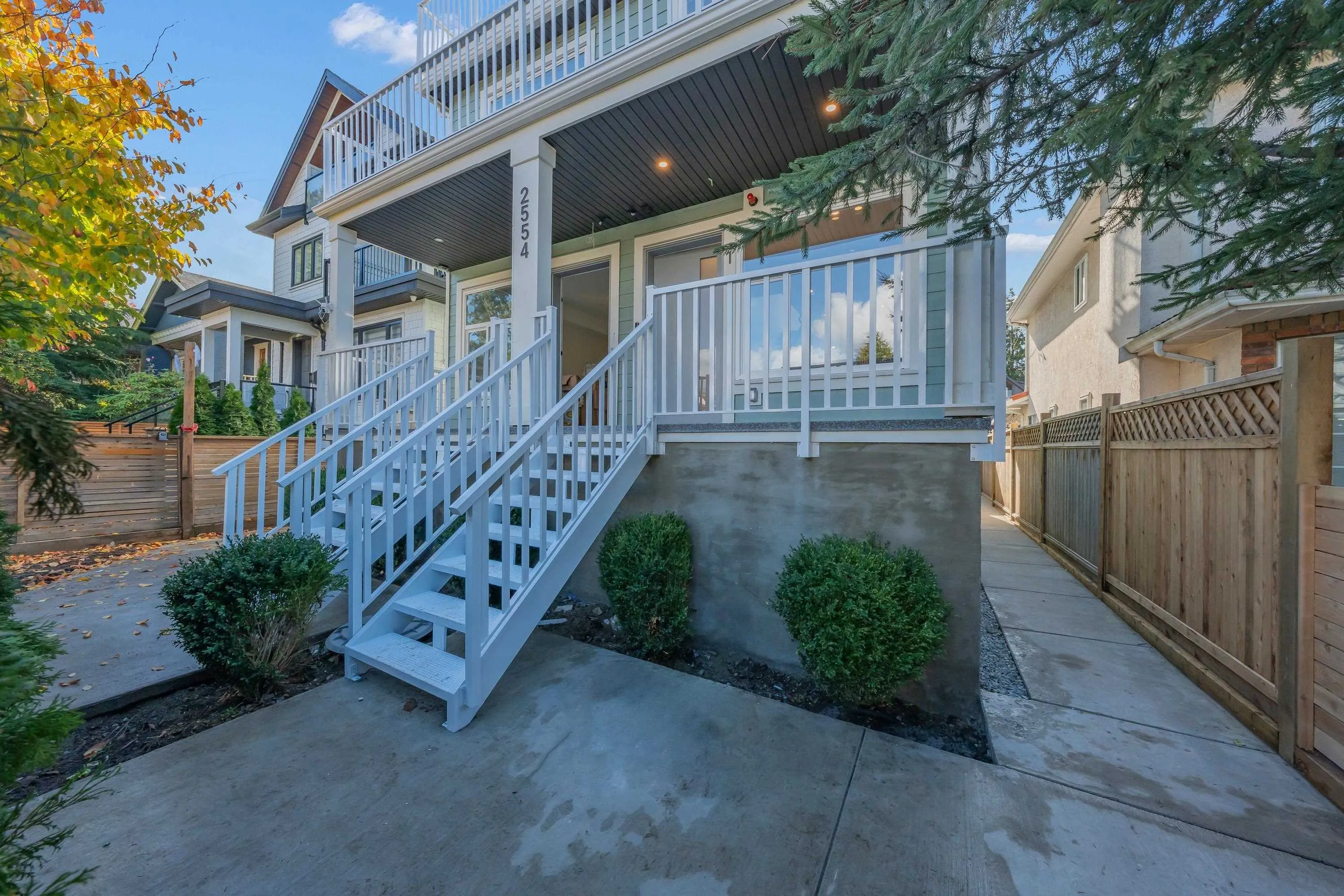 2554 Dundas Street #1