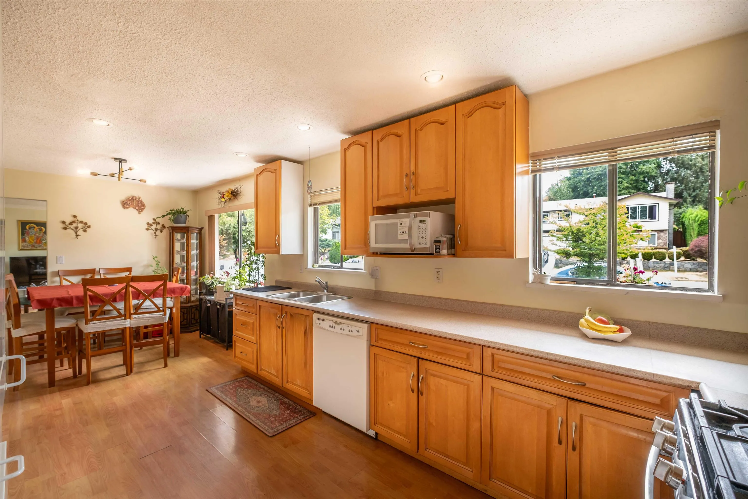 13389 Crestview Drive