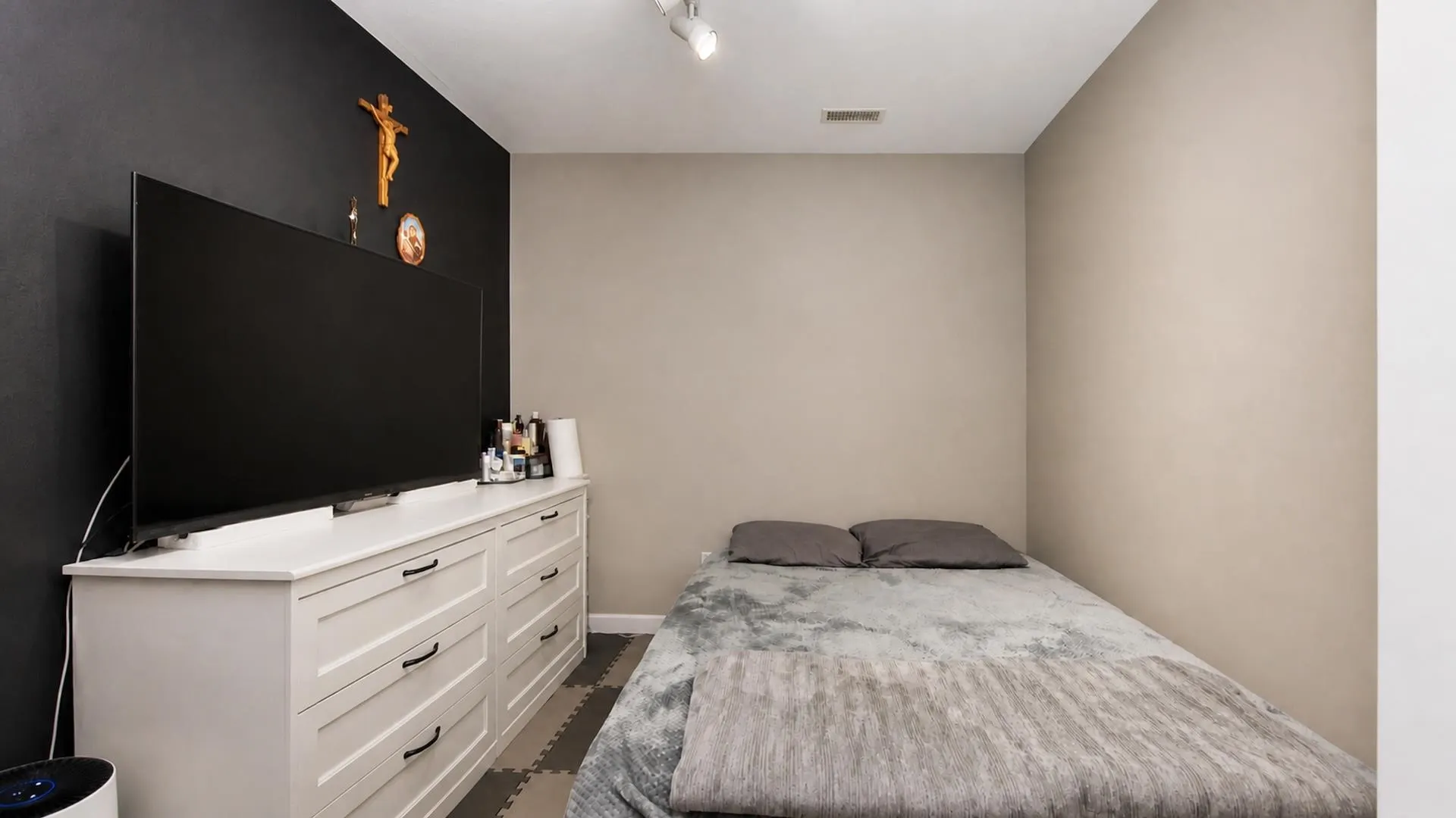 5648 Promontory Road #4