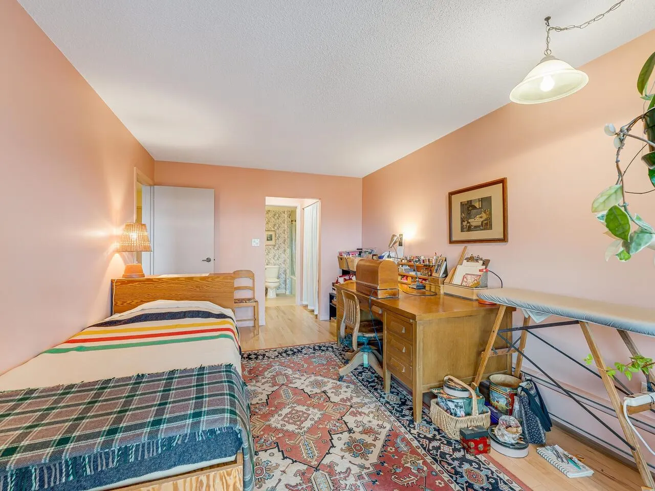 5340 Hastings Street #307