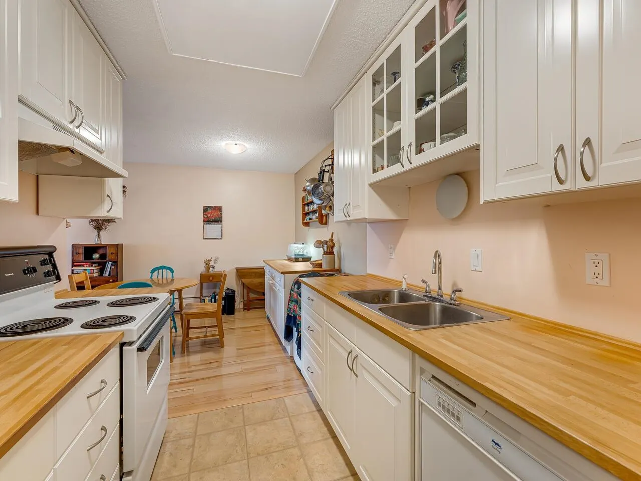 5340 Hastings Street #307