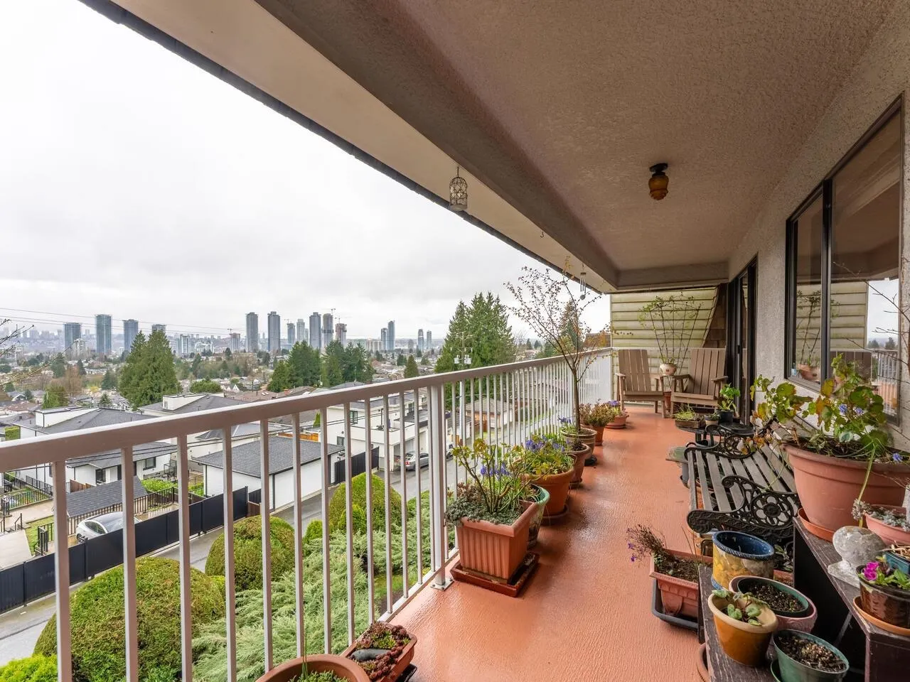 5340 Hastings Street #307