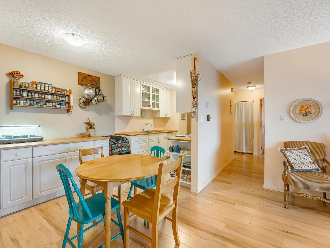 5340 Hastings Street #307