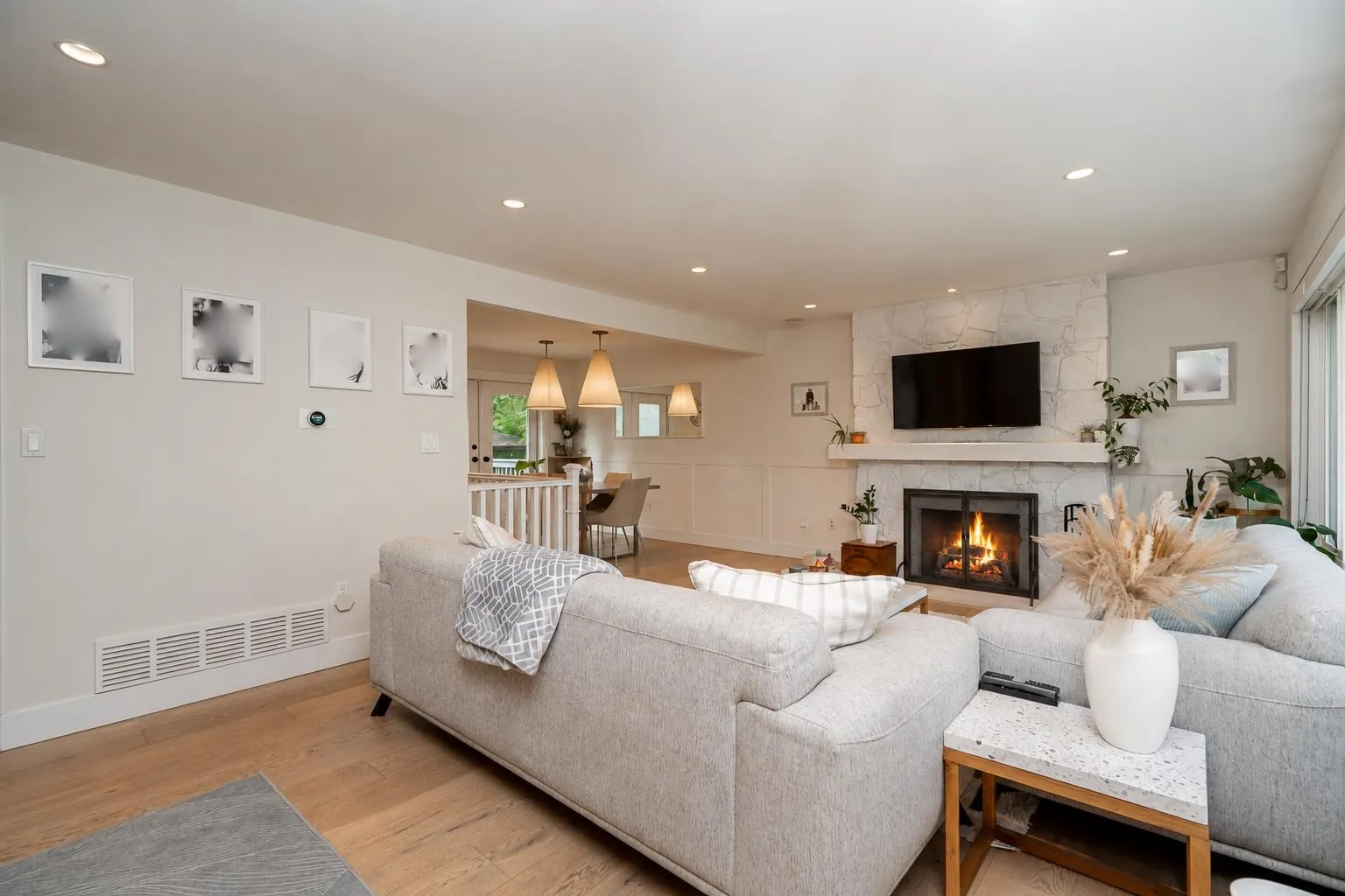 1361 E 15th Street