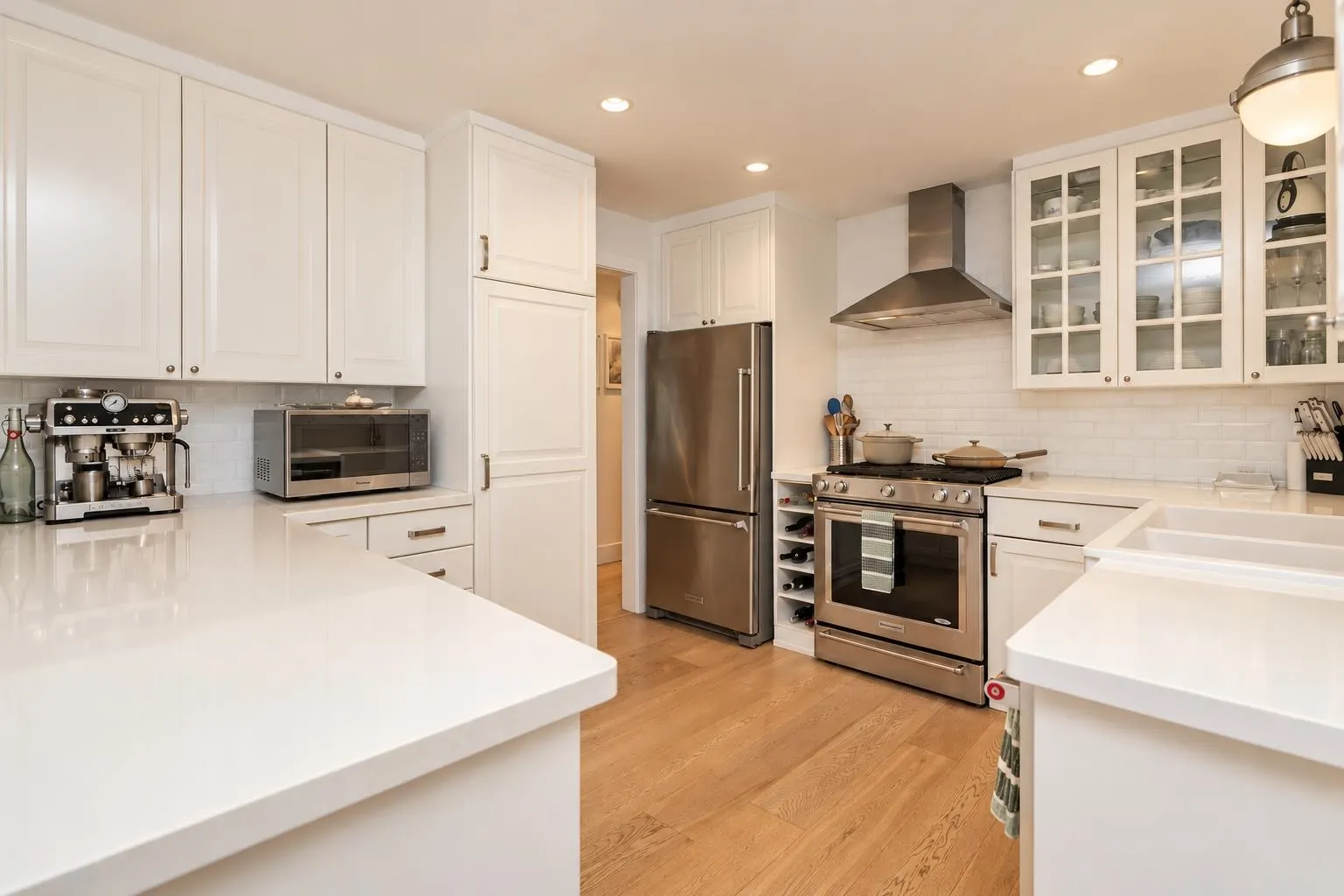 1361 E 15th Street