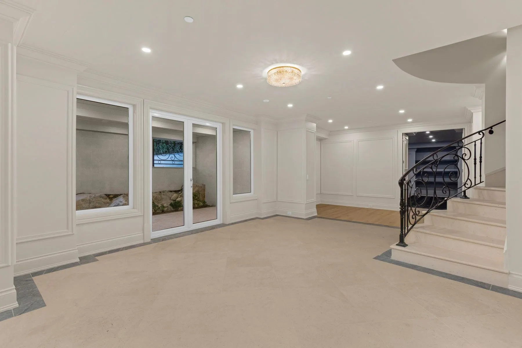 1445 Sandhurst Place