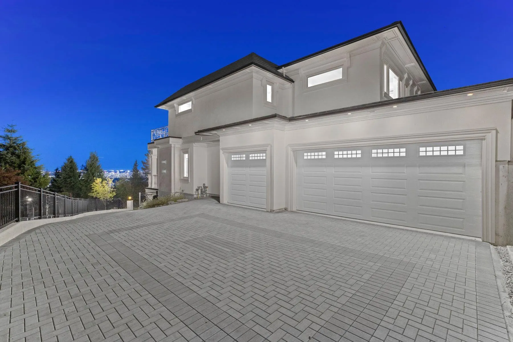 1445 Sandhurst Place