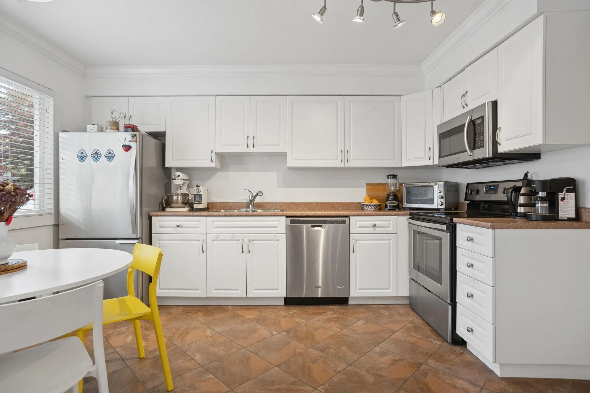 3051 Springfield Drive #4