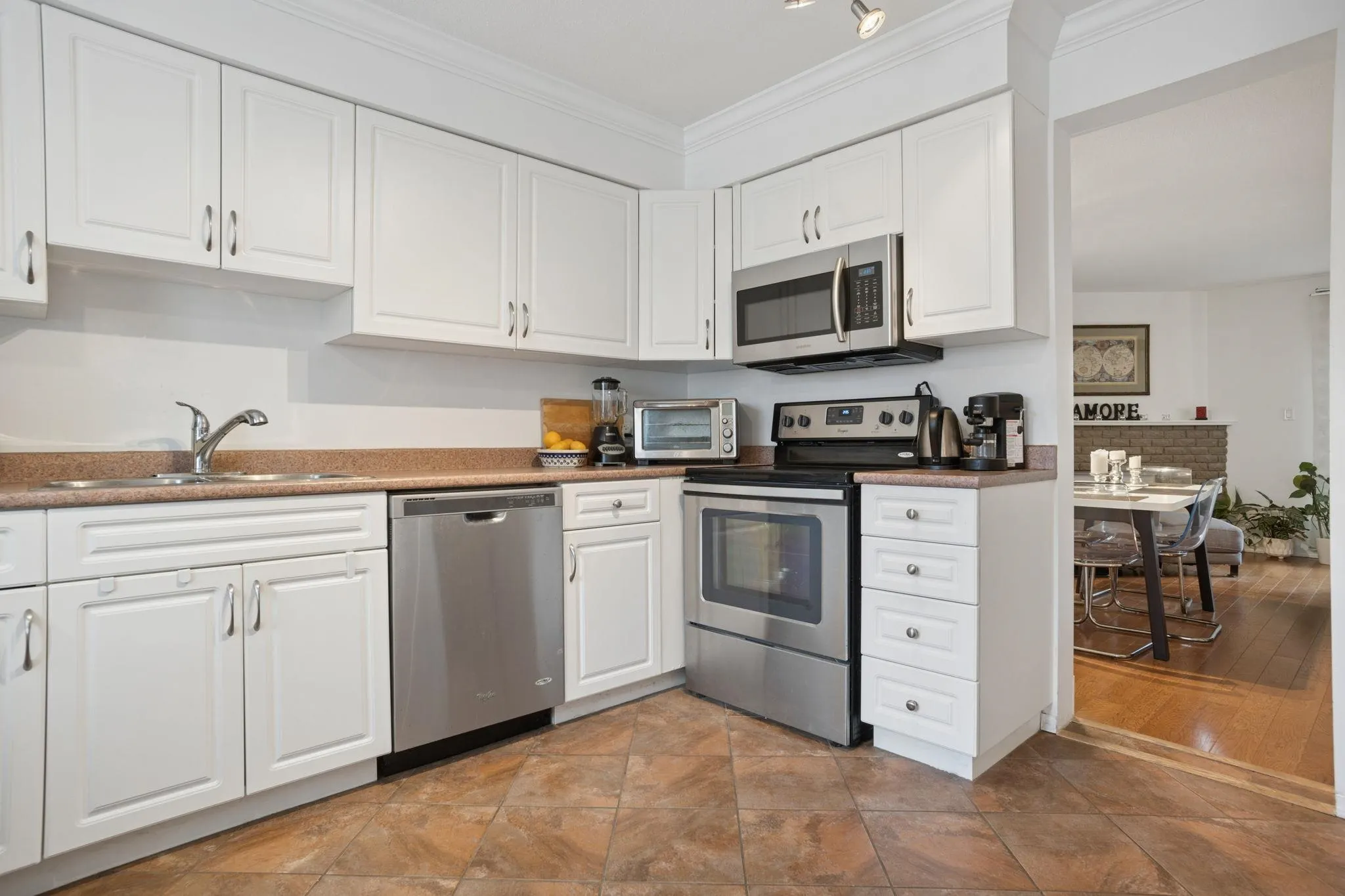 3051 Springfield Drive #4