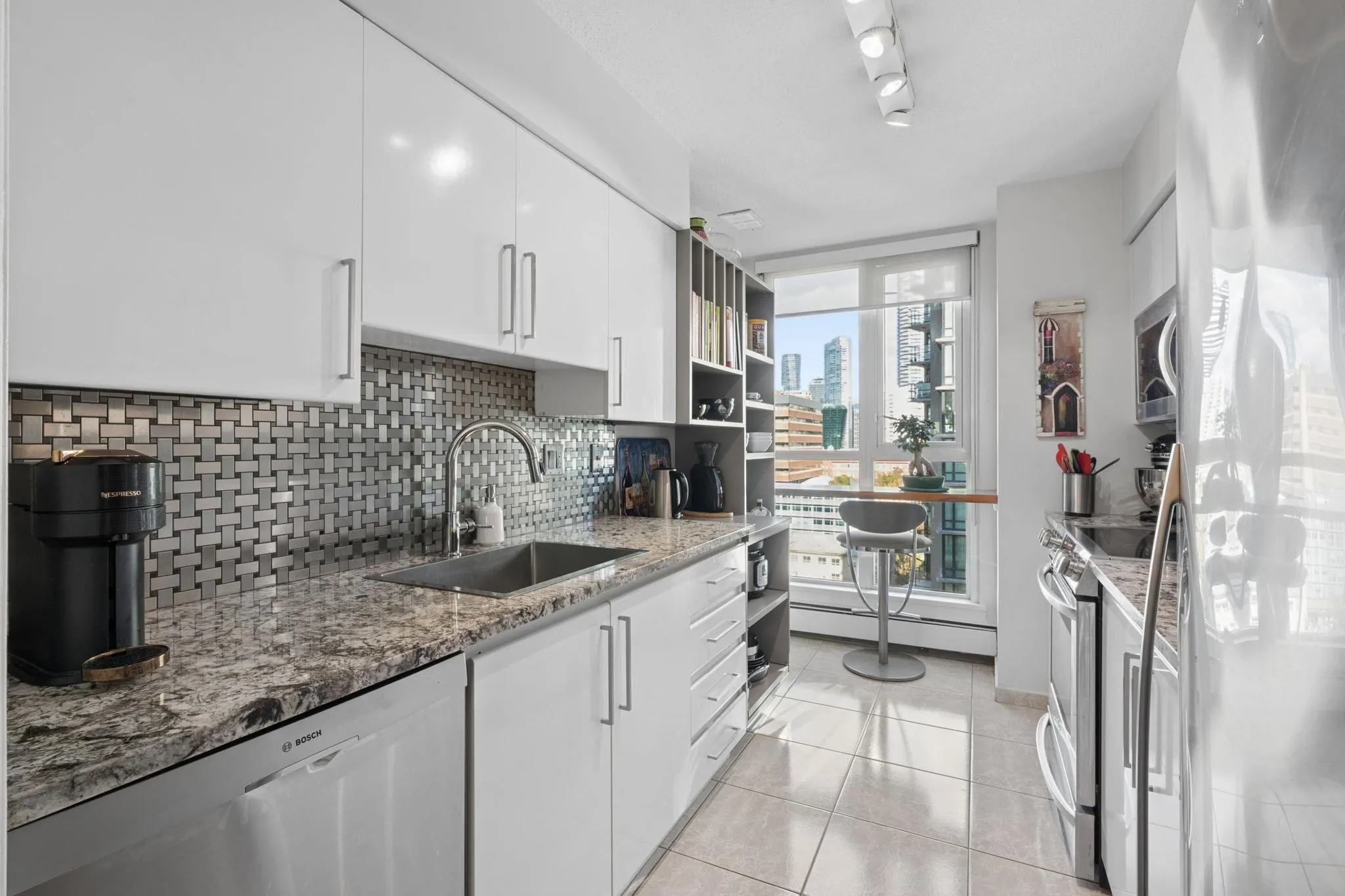 1010 Burnaby Street #1403