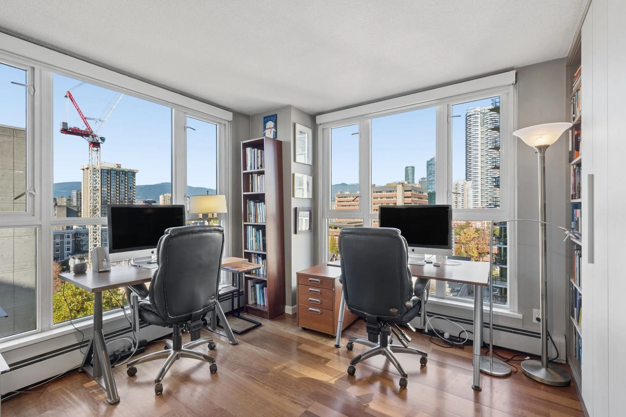 1010 Burnaby Street #1403