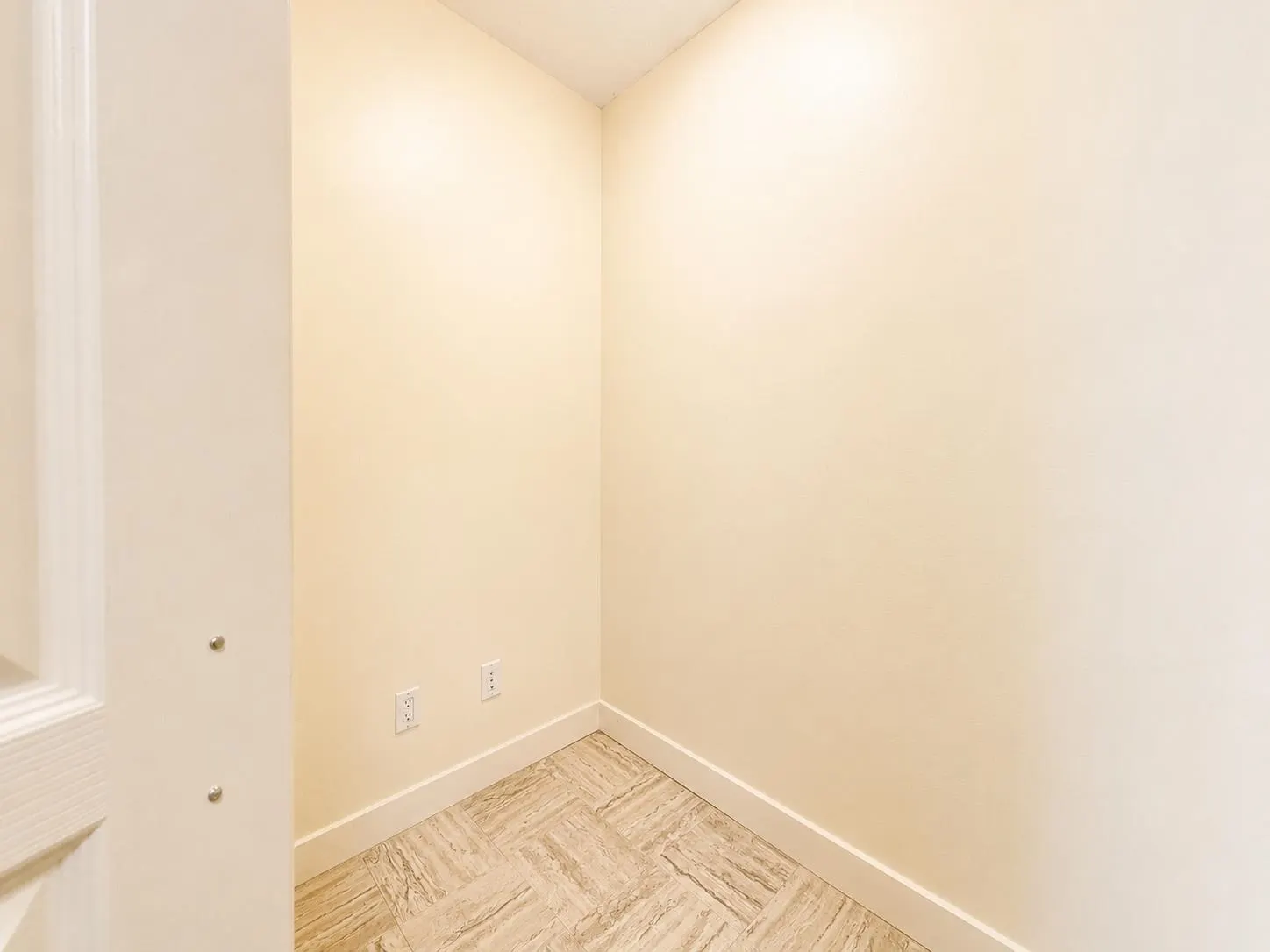 4028 Knight Street #1307
