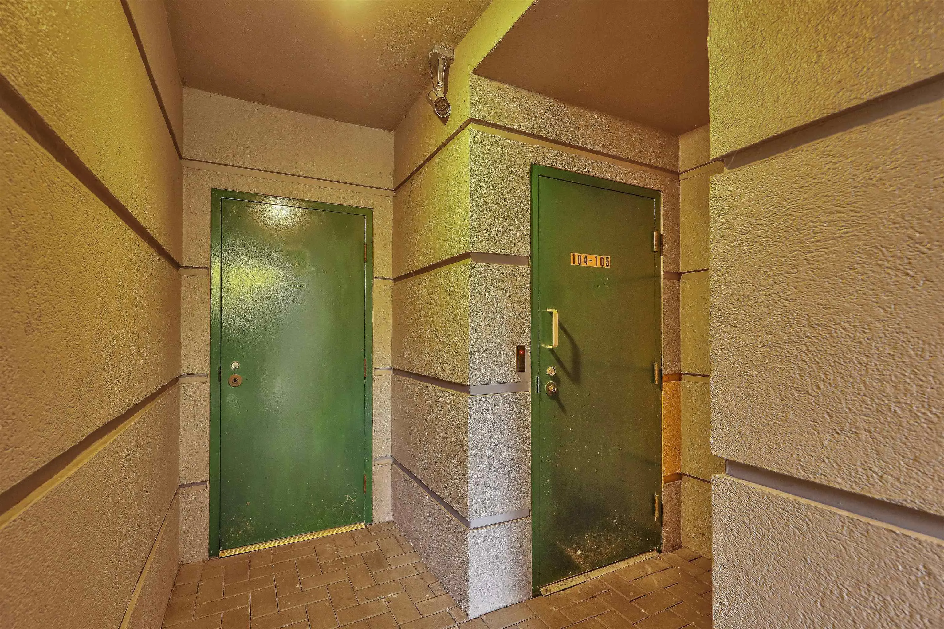 420 Carnarvon Street #104