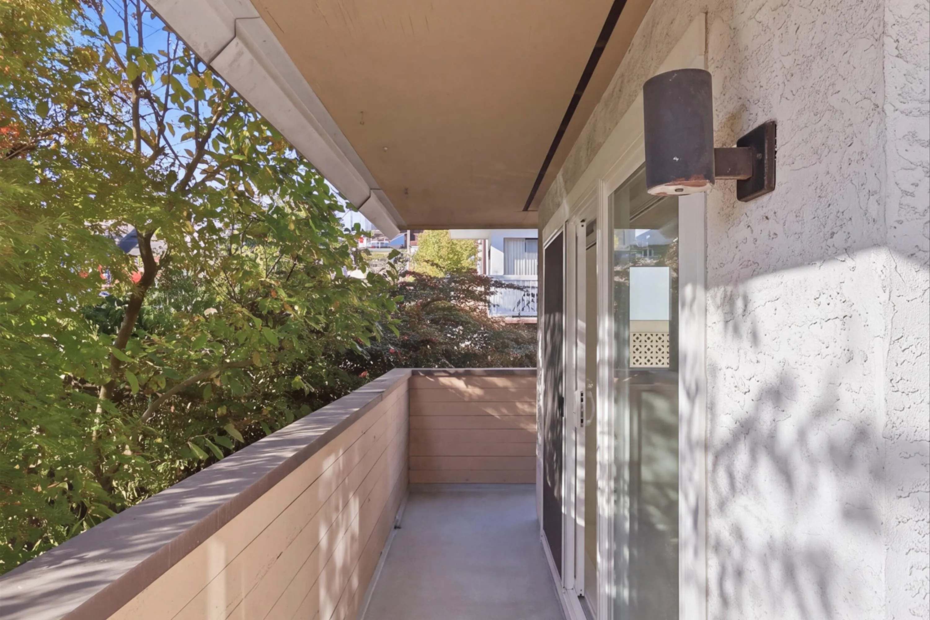 335 Cedar Street #206