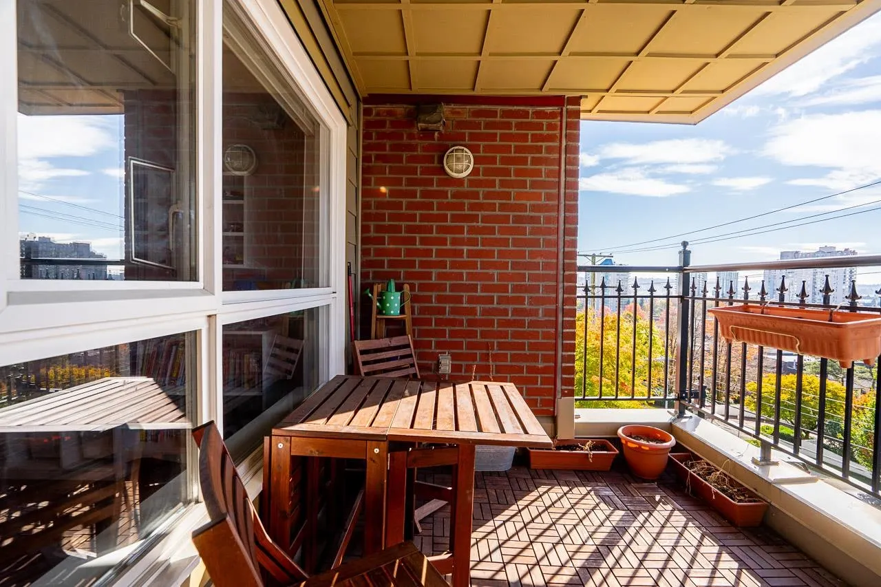 221 Eleventh Street #301