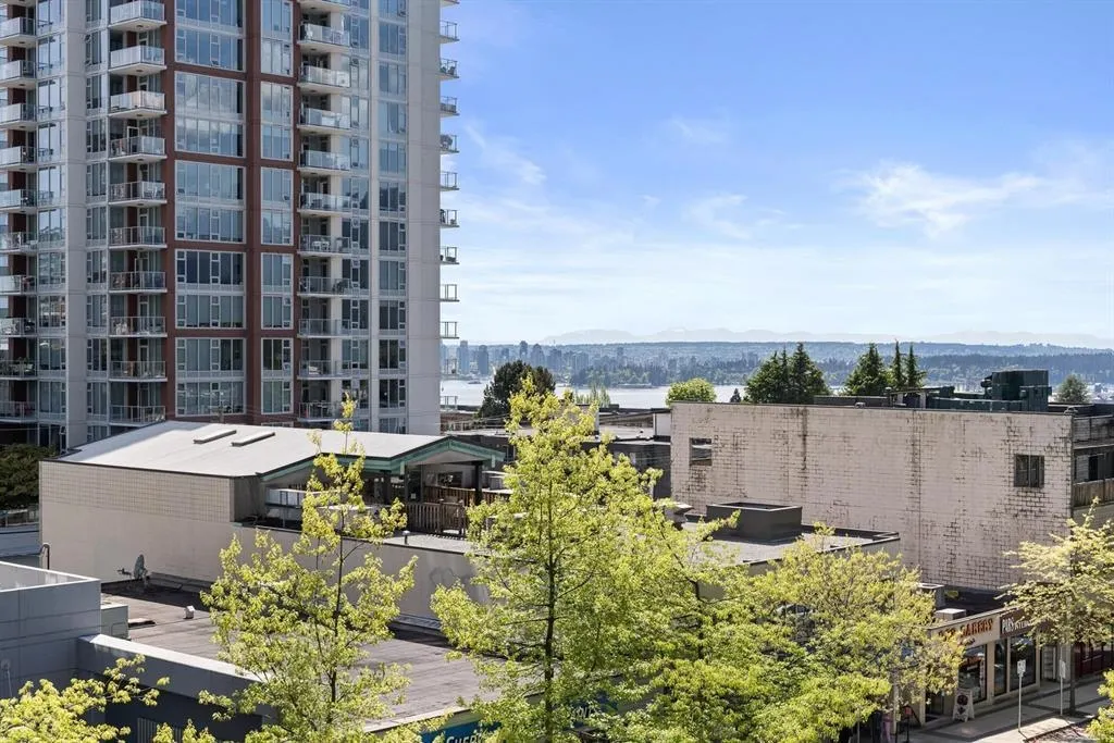 120 W 16 Street #405