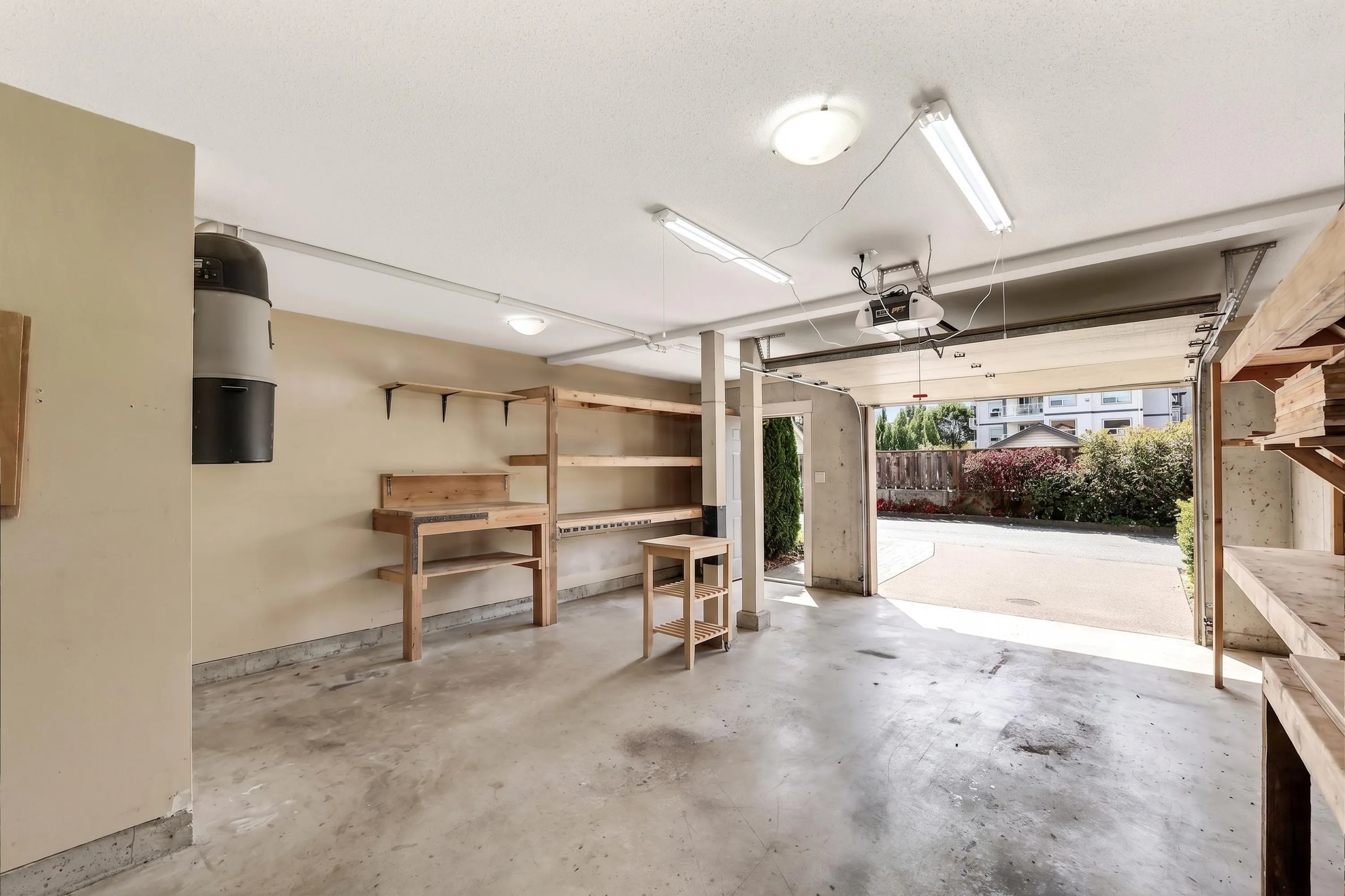 1216 Village Green Way