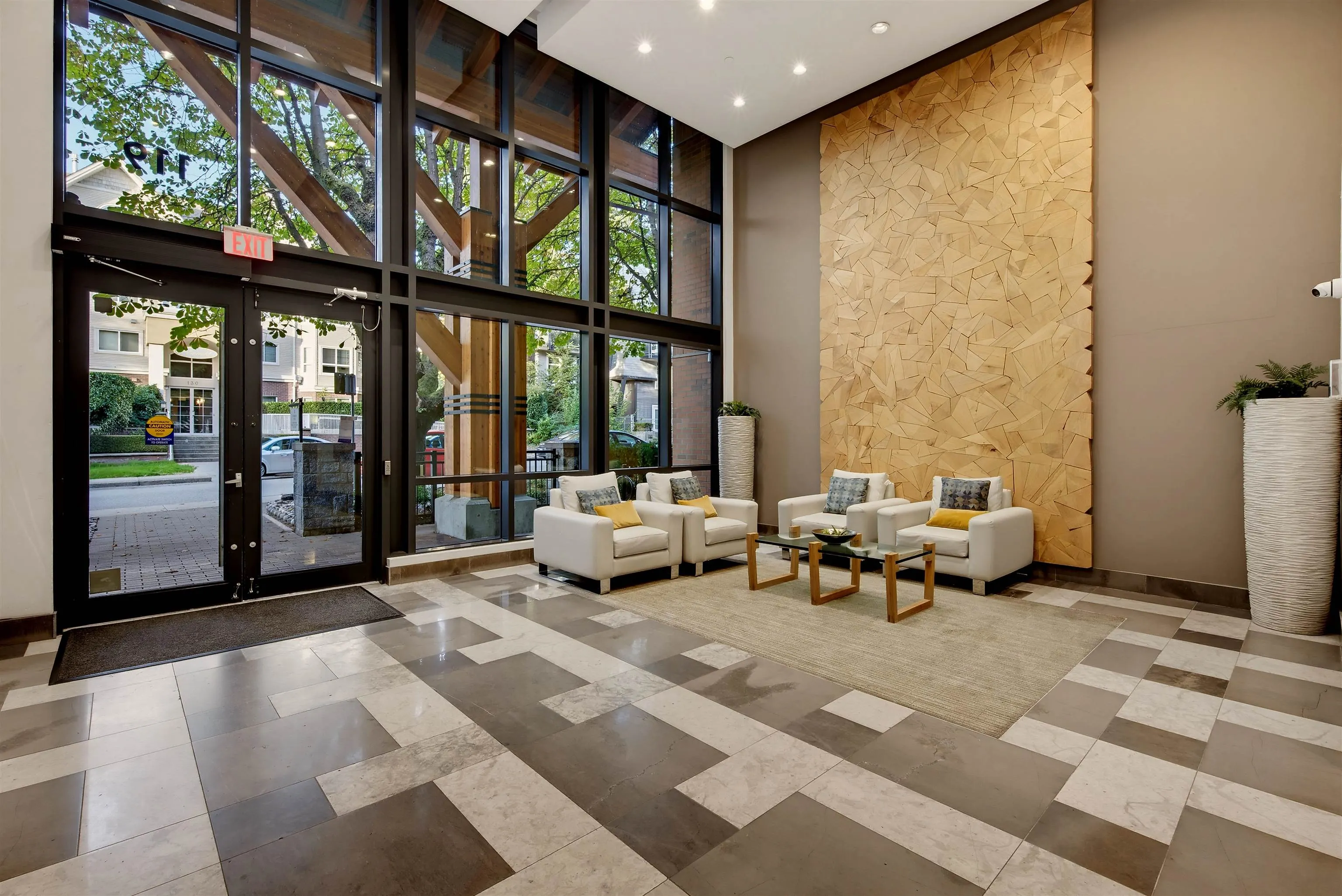 119 W 22nd Street #411