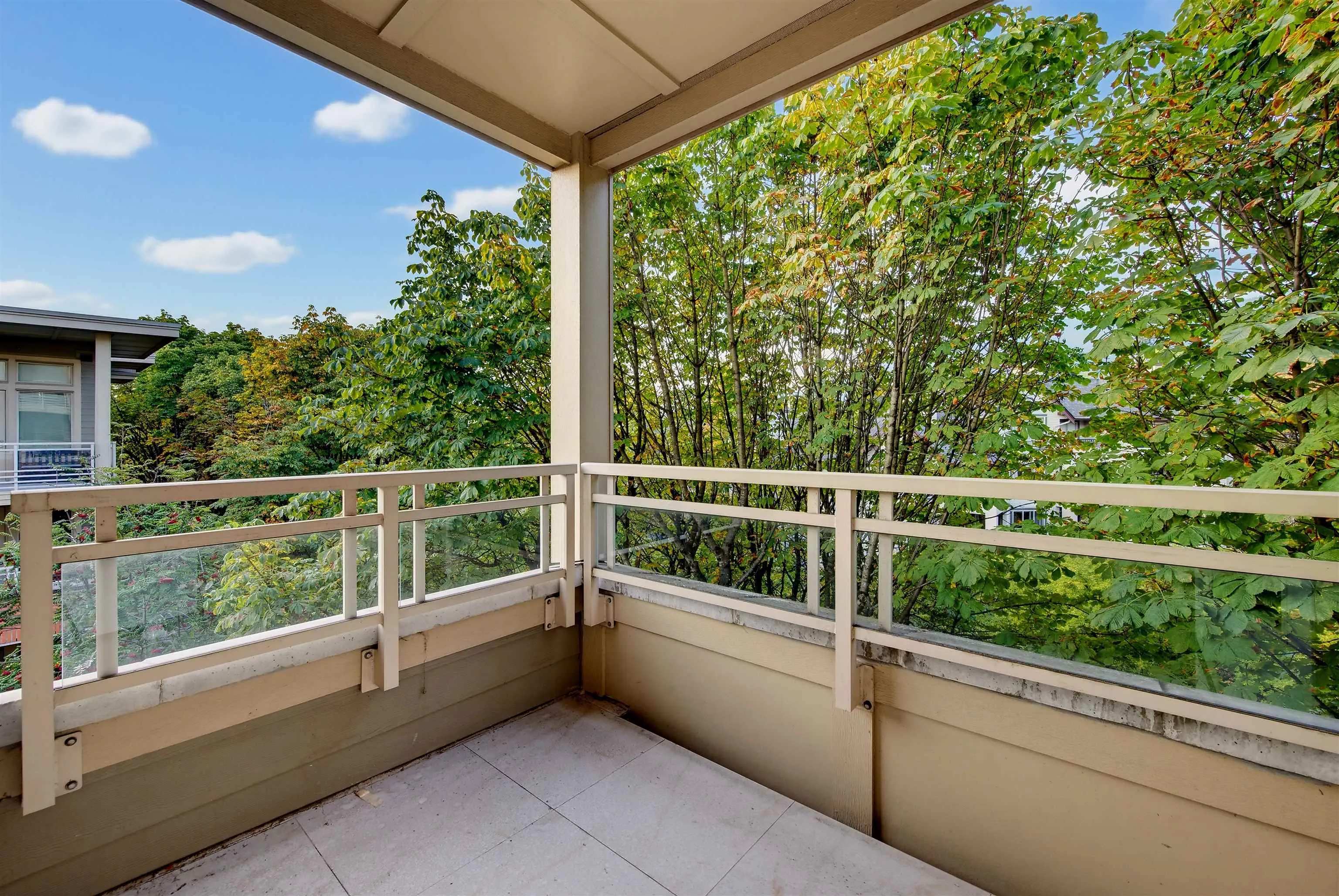119 W 22nd Street #411