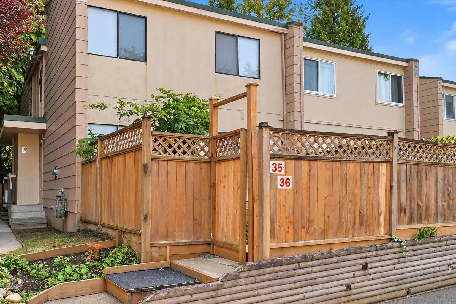 10565 153 Street #36
