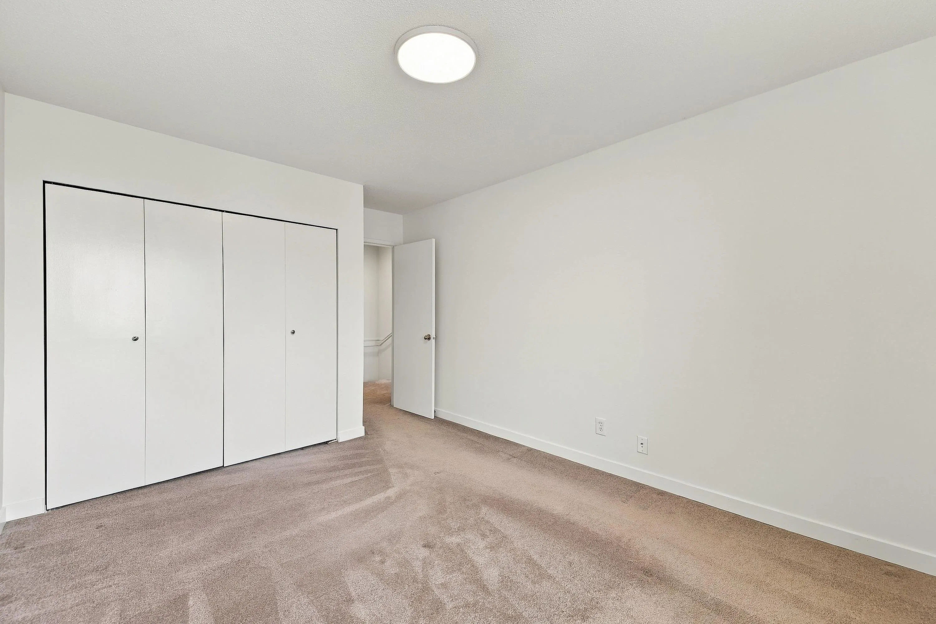 10565 153 Street #36