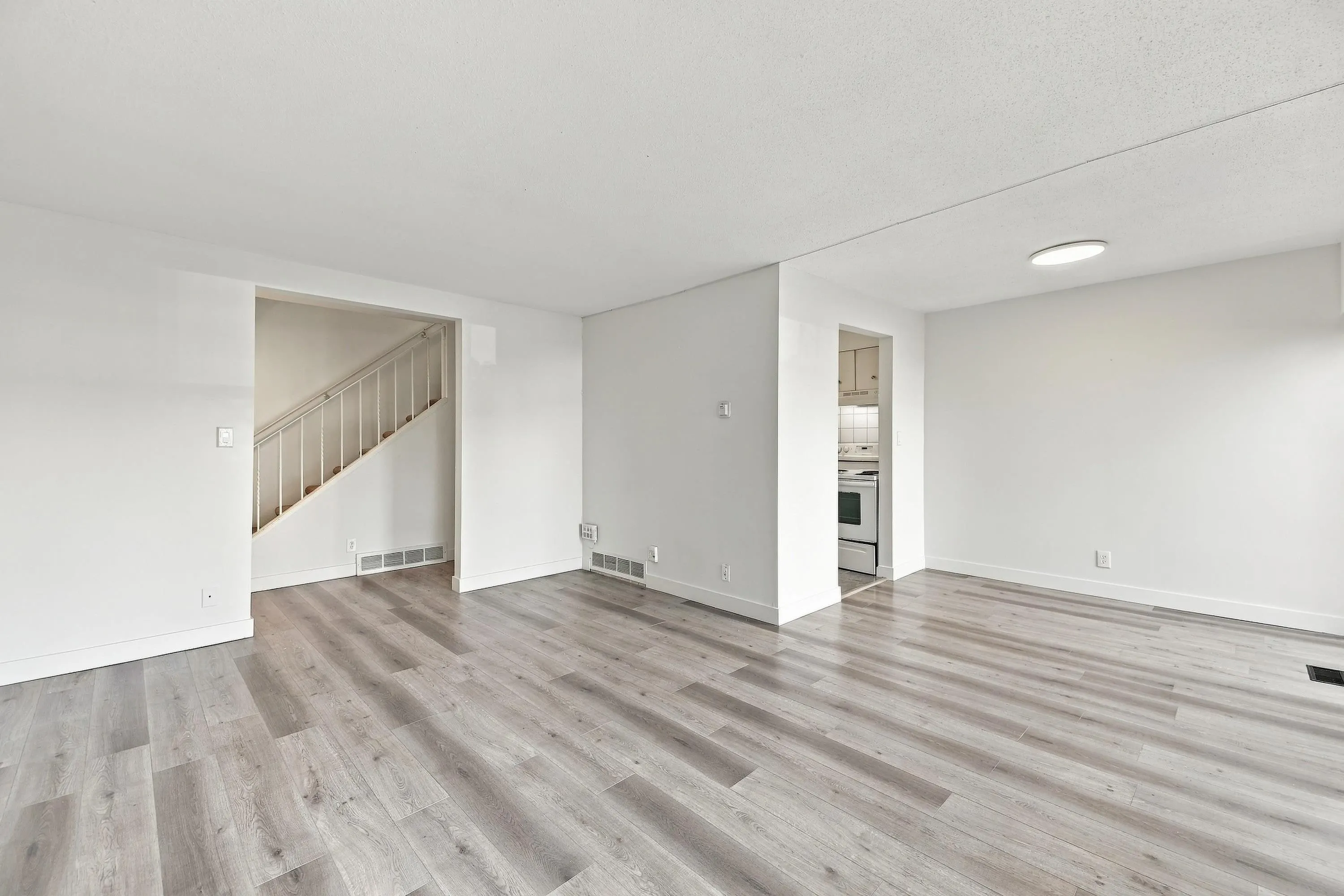 10565 153 Street #36