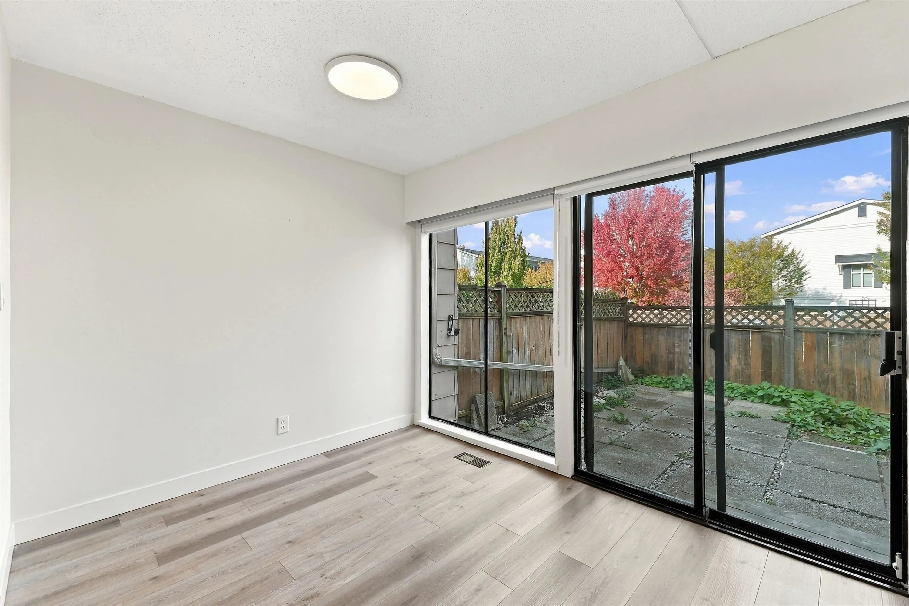 10565 153 Street #36