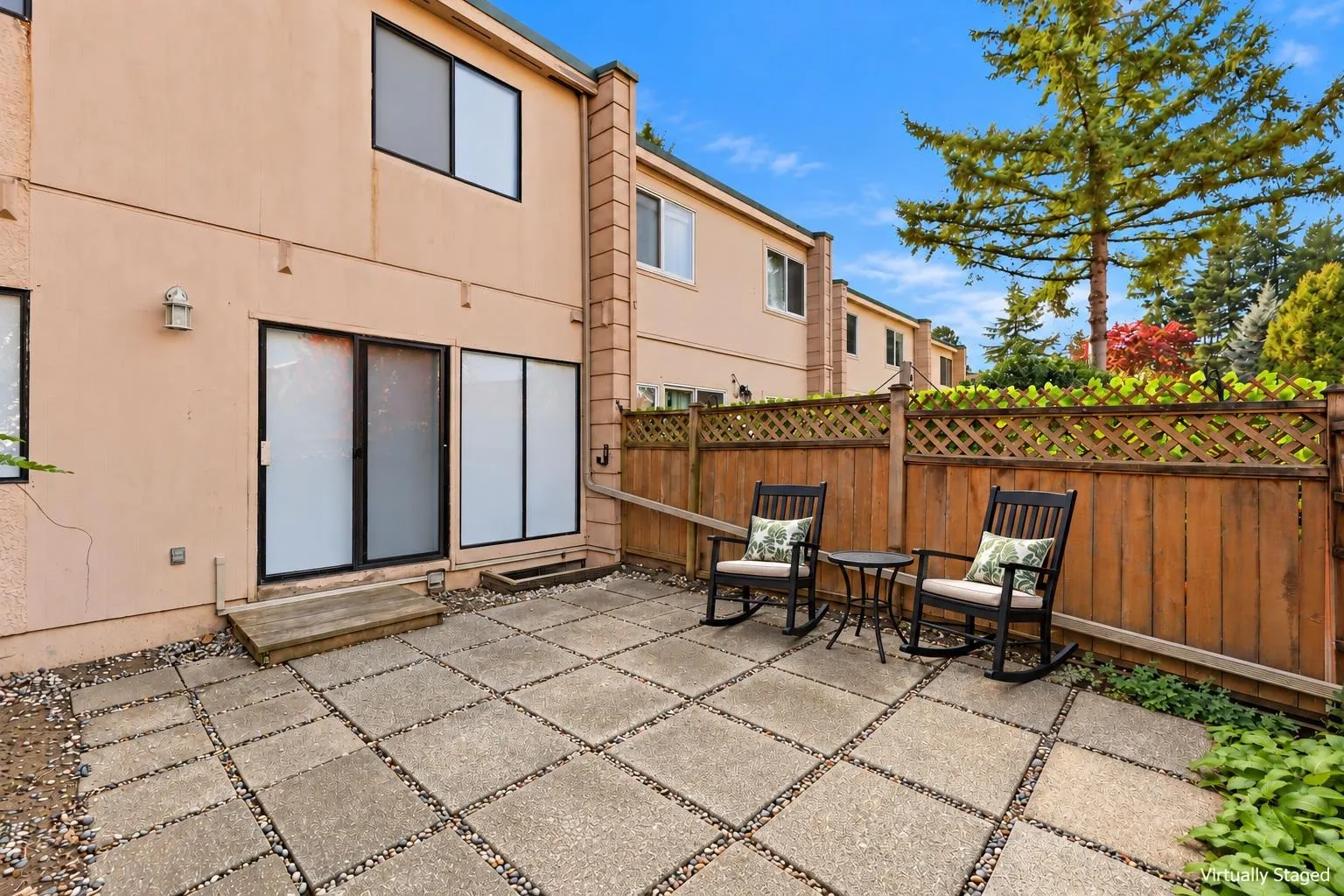 10565 153 Street #36